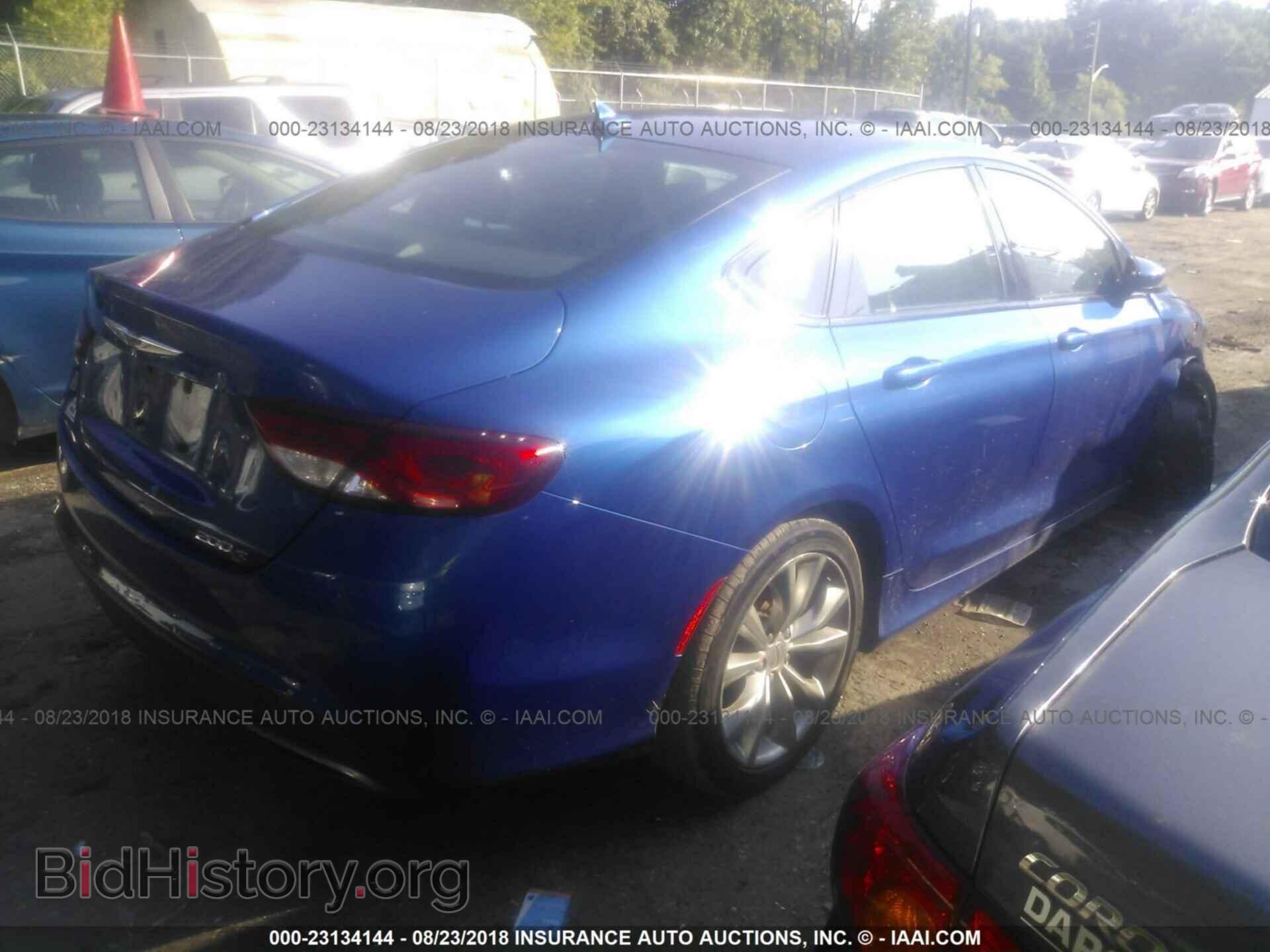 2015 Chrysler 200 - VIN: 1C3CCCBB5FN604695 - Фото 4