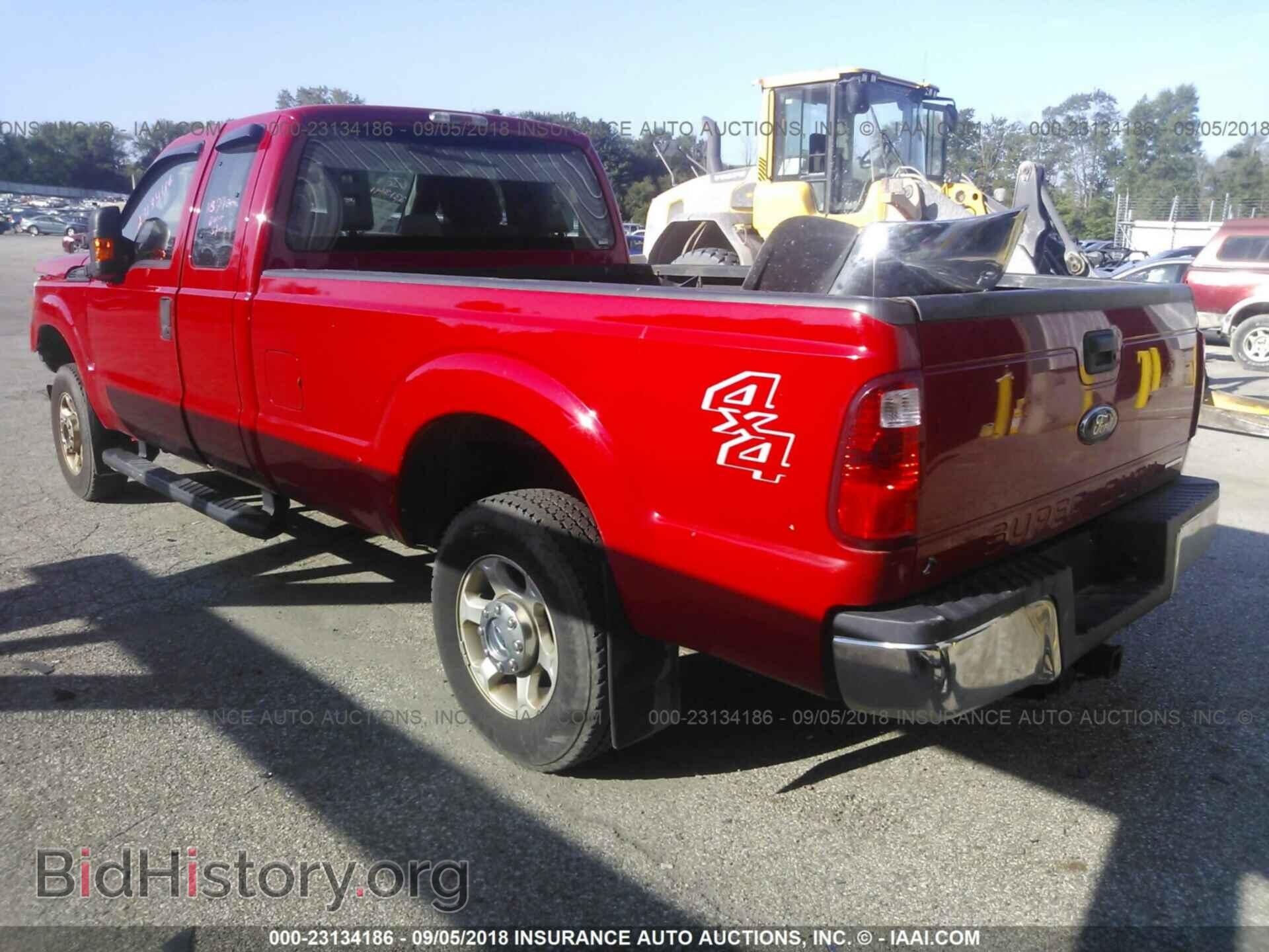 2015 Ford F250 - VIN: 1FT7X2B67FEC16852 - Фото 3