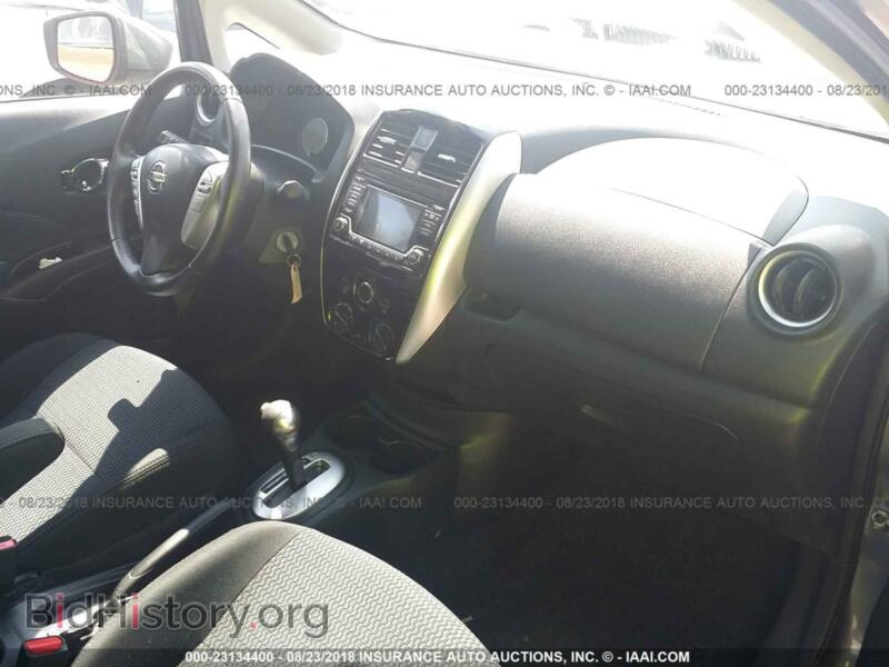 2016 Nissan VERSA NOTE (VIN 3N1CE2CP0GL396210) — фото 5 из 10