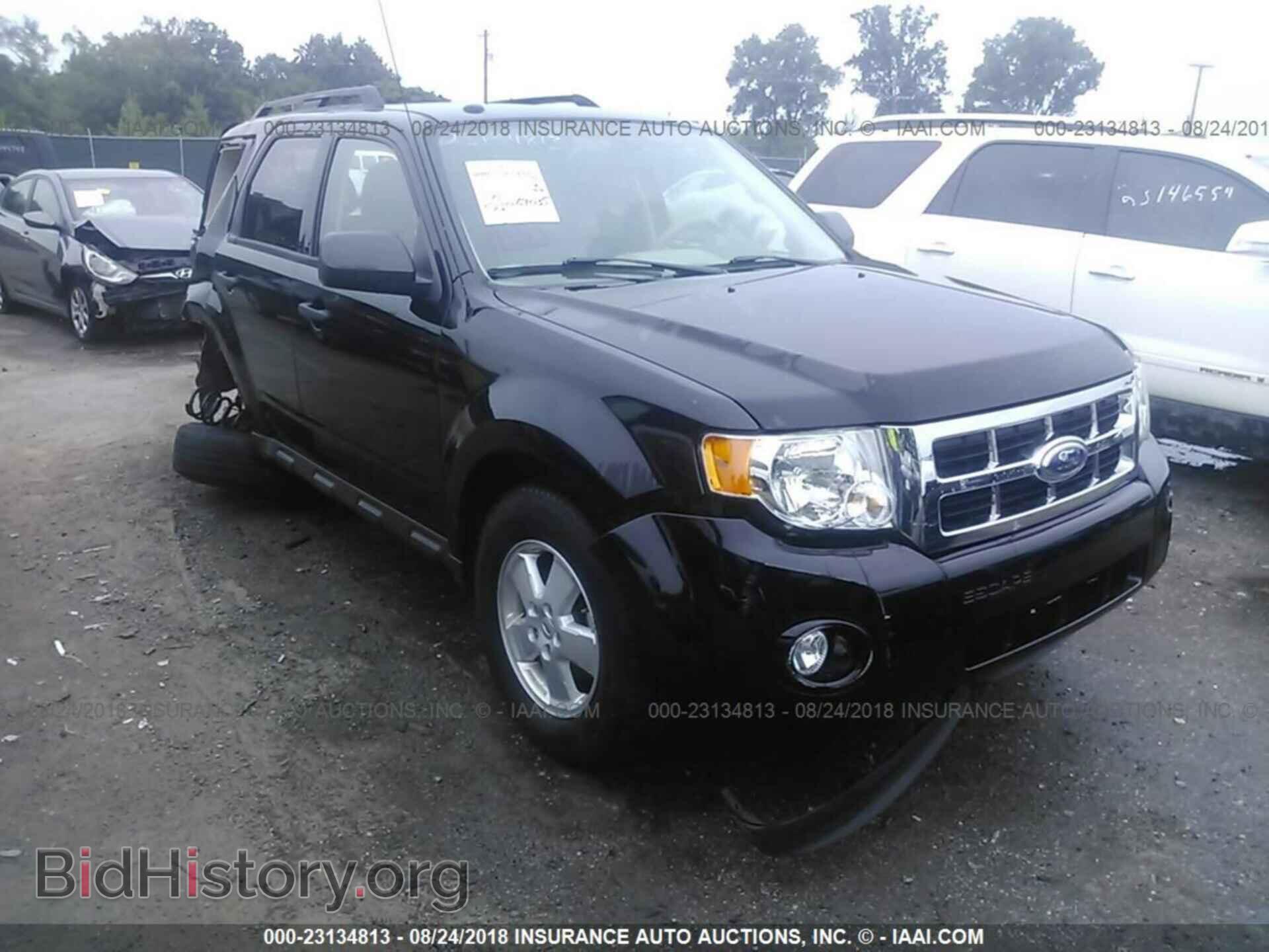 Photo 1FMCU0D71CKA56090 - Ford Escape 2012