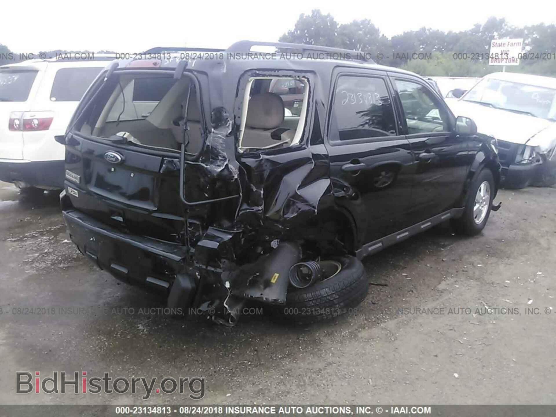 2012 Ford Escape - VIN: 1FMCU0D71CKA56090 - Photo 4