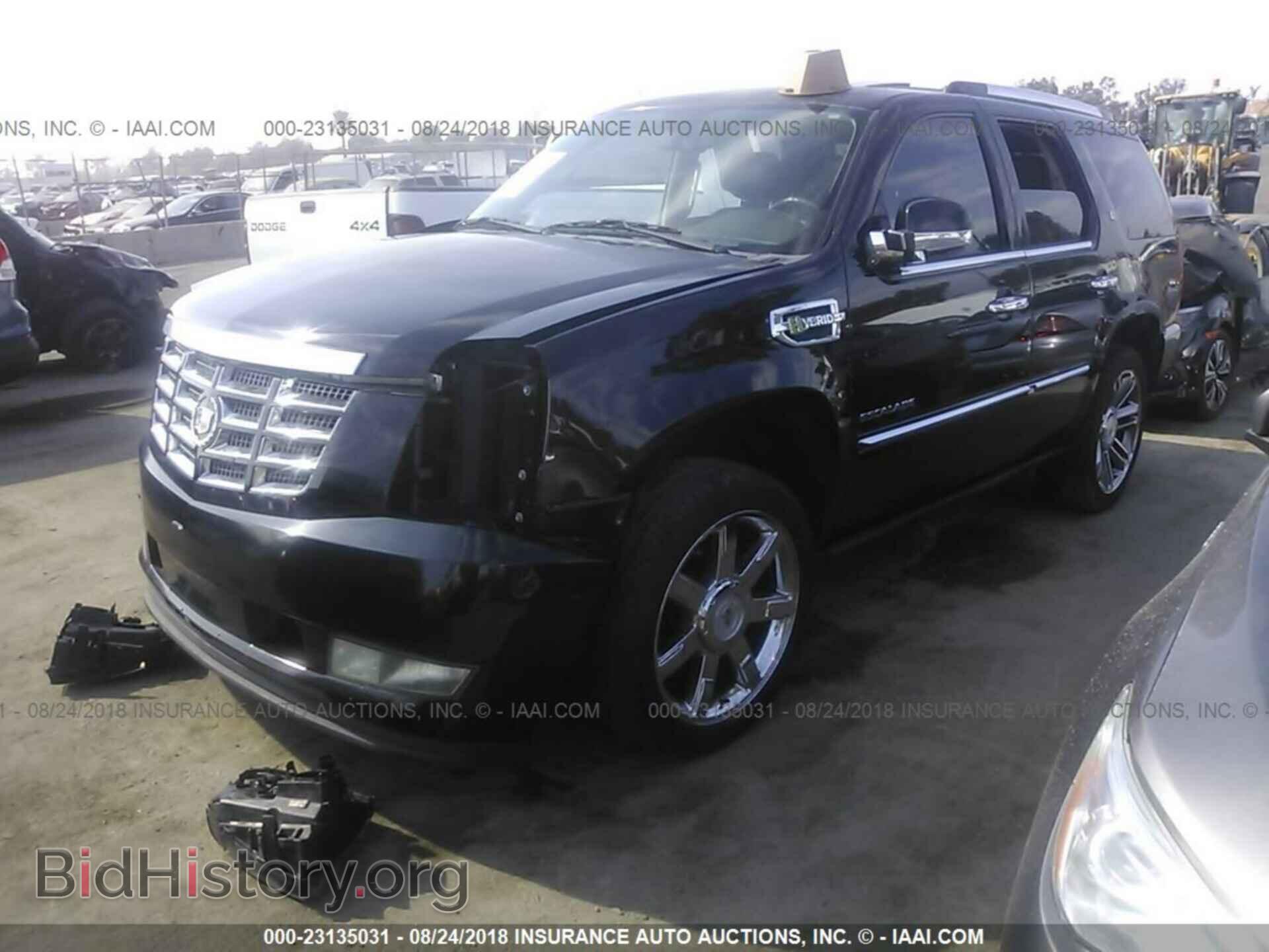 2013 Cadillac Escalade - VIN: 1GYS4FEJ0DR273095 - Фото 2