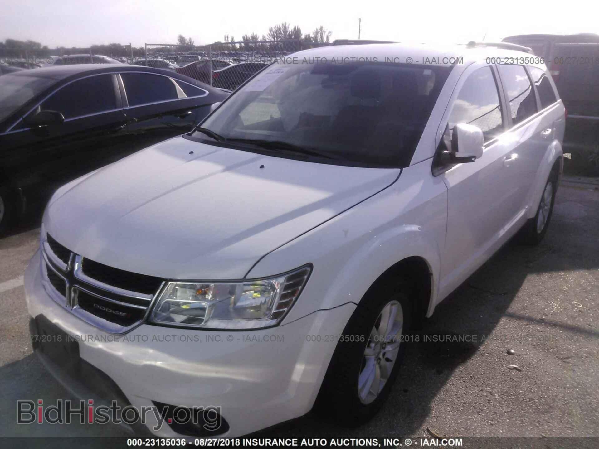 2015 Dodge Journey - VIN: 3C4PDCBG2FT707577 - Photo 2