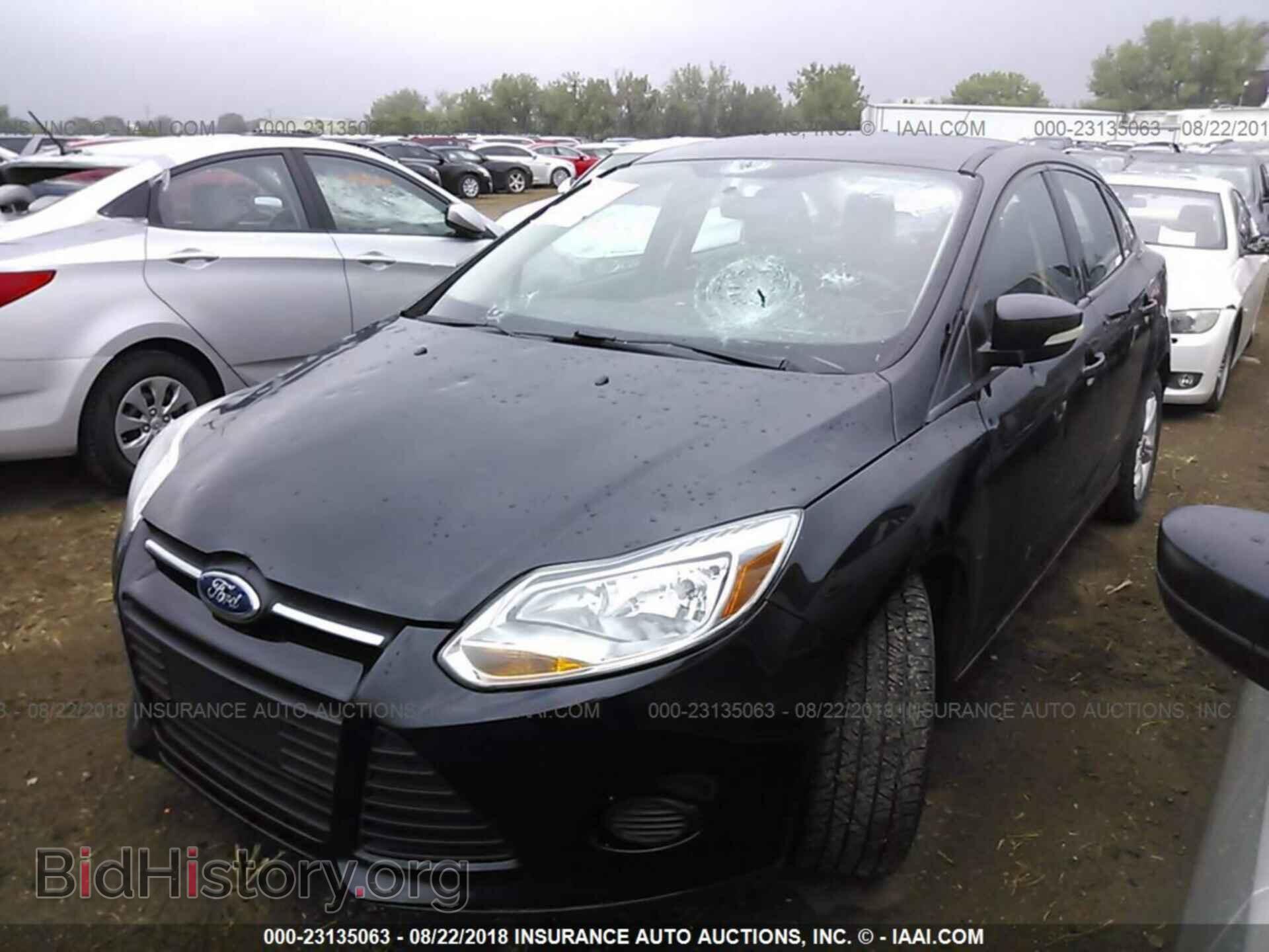 2013 Ford Focus - VIN: 1FADP3F27DL326525 - Photo 2
