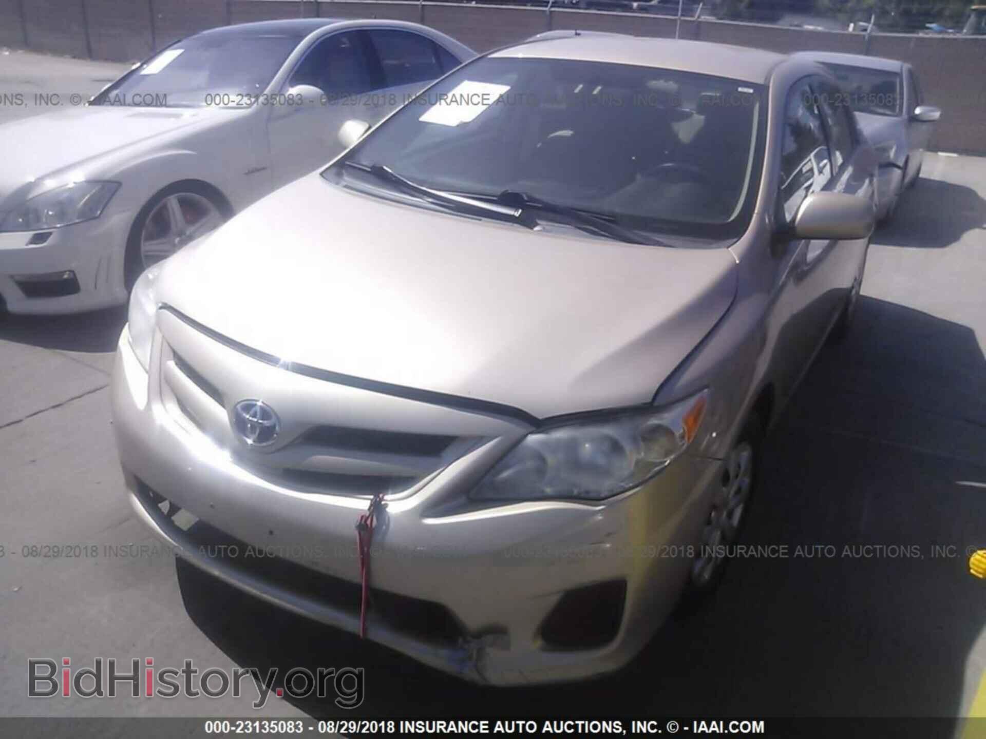 2011 Toyota Corolla - VIN: 2T1BU4EE0BC627086 - Фото 2