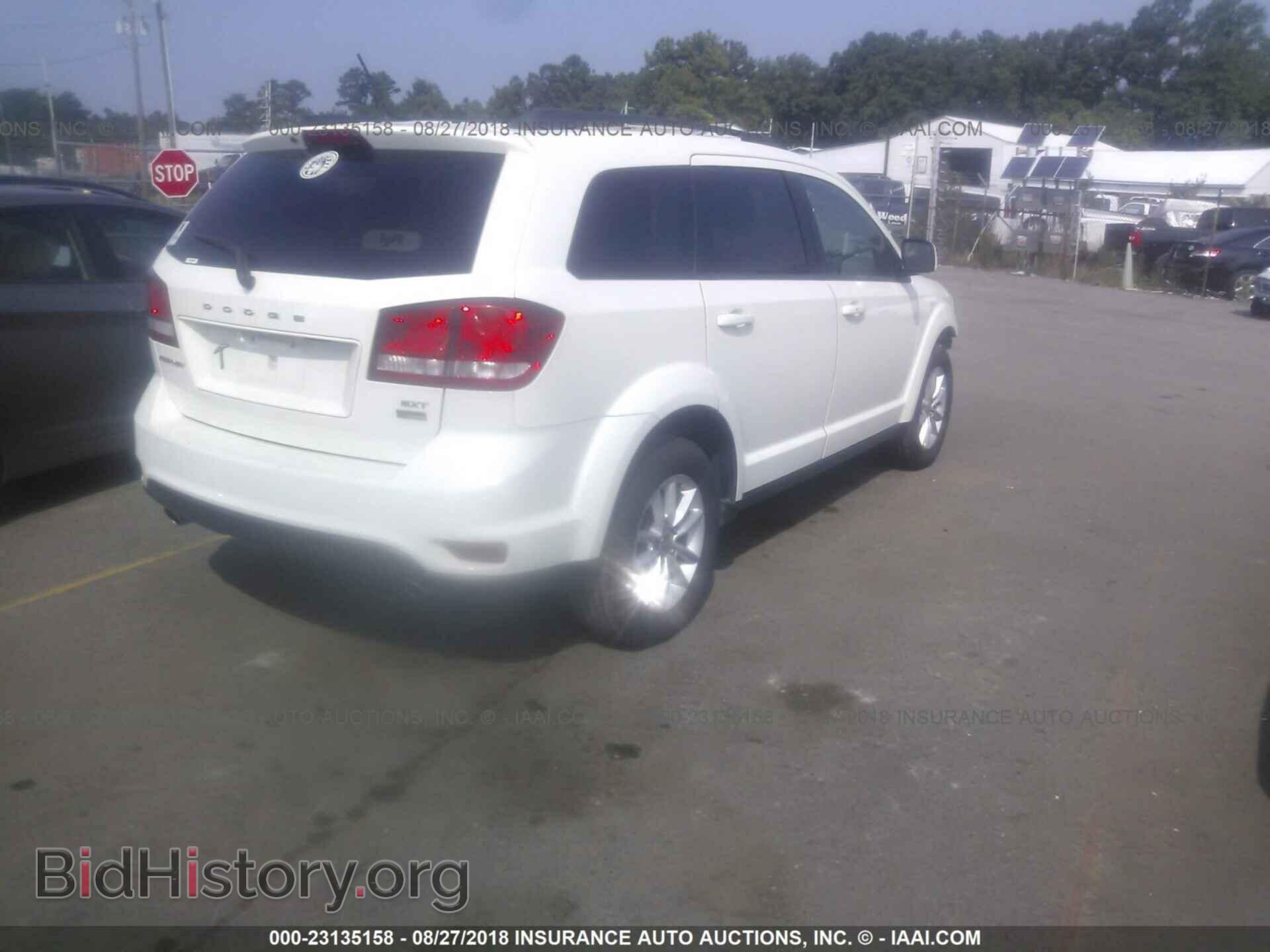 2017 Dodge Journey - VIN: 3C4PDCBG1HT571929 - Фото 4