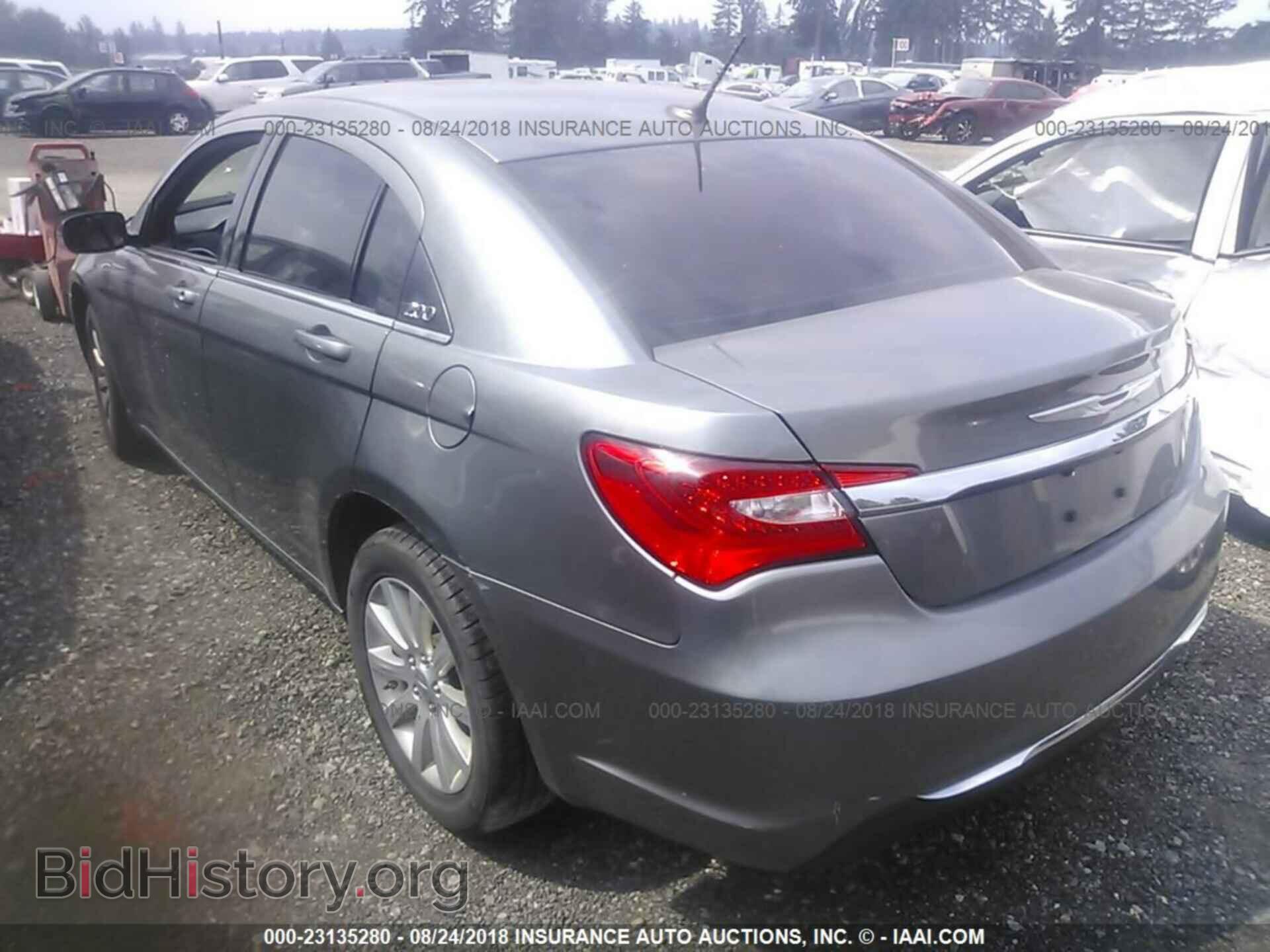 2013 Chrysler 200 - VIN: 1C3CCBBB7DN762706 - Photo 3