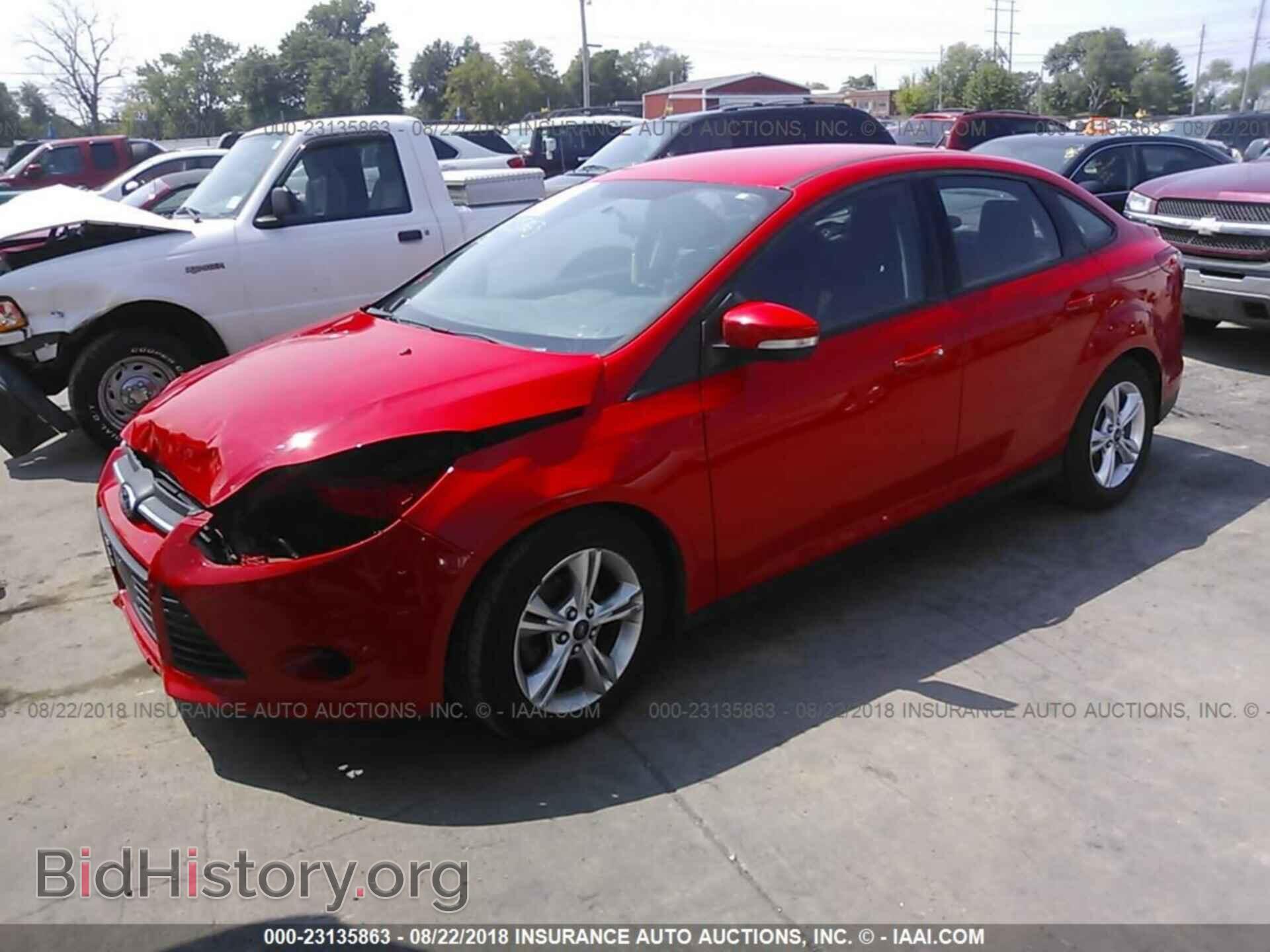2014 Ford Focus - VIN: 1FADP3F25EL184225 - Photo 2