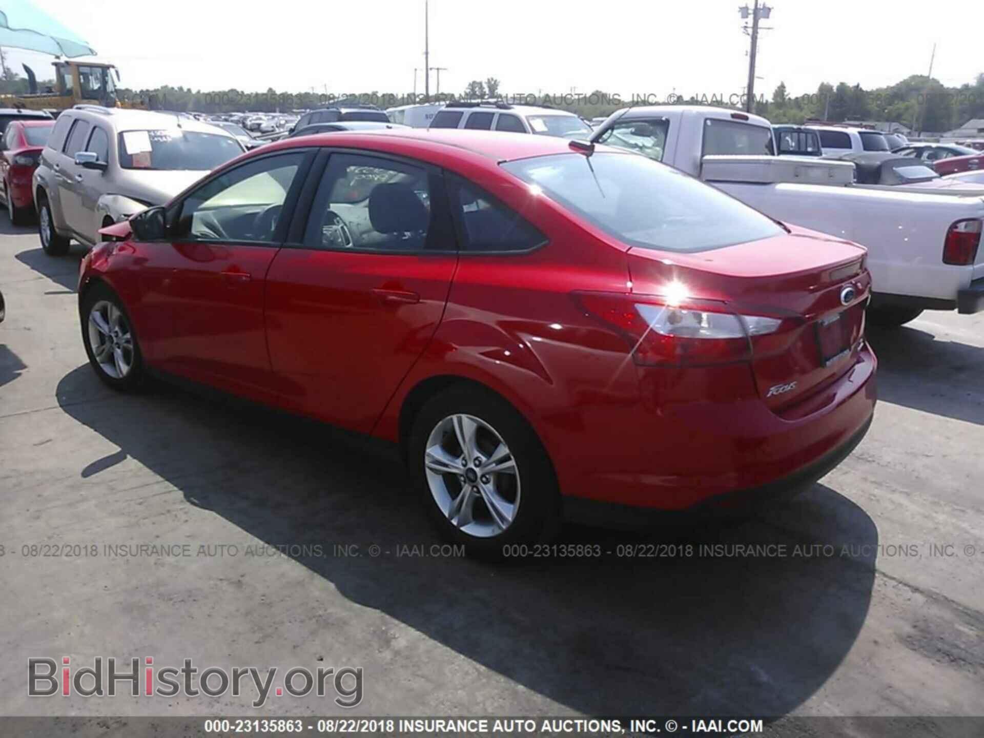 2014 Ford Focus - VIN: 1FADP3F25EL184225 - Photo 3