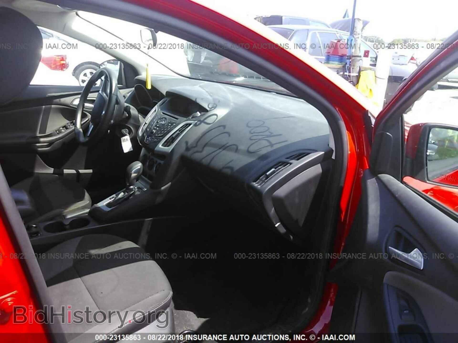 2014 Ford Focus - VIN: 1FADP3F25EL184225 - Photo 5