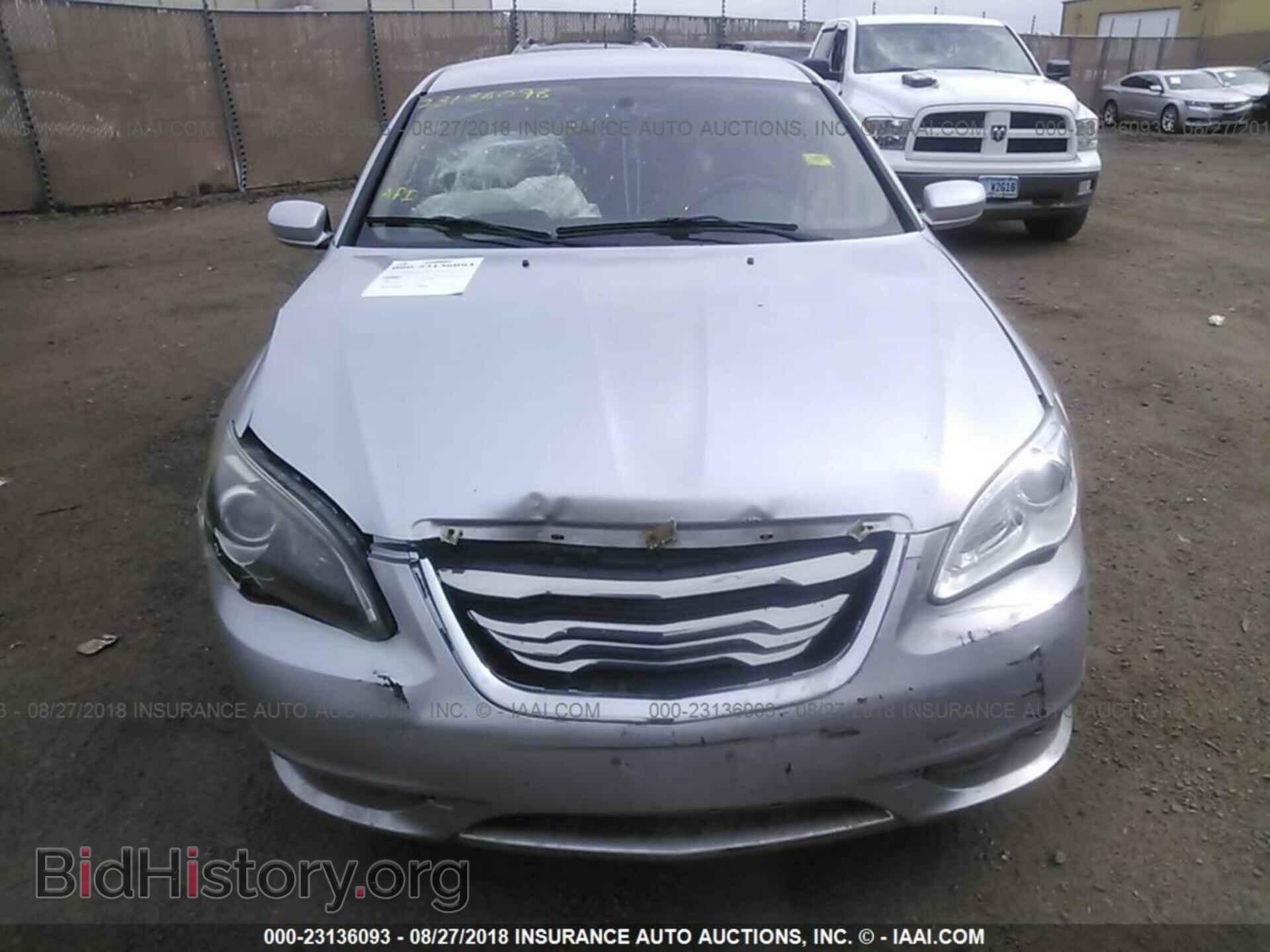 2012 Chrysler 200 - VIN: 1C3CCBBBXCN119720 - Фото 6