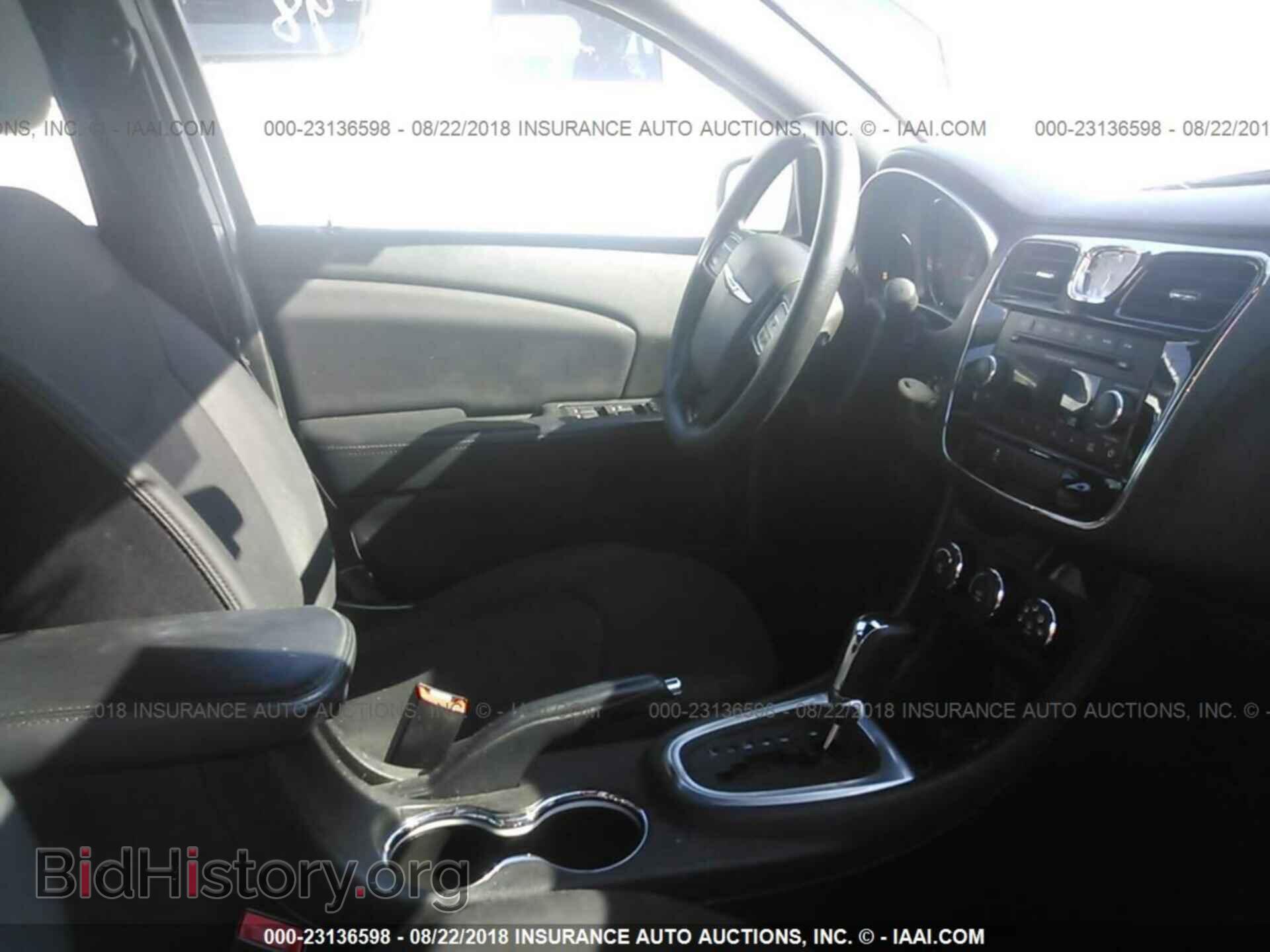 2014 Chrysler 200 - VIN: 1C3CCBAB7EN238197 - Photo 5