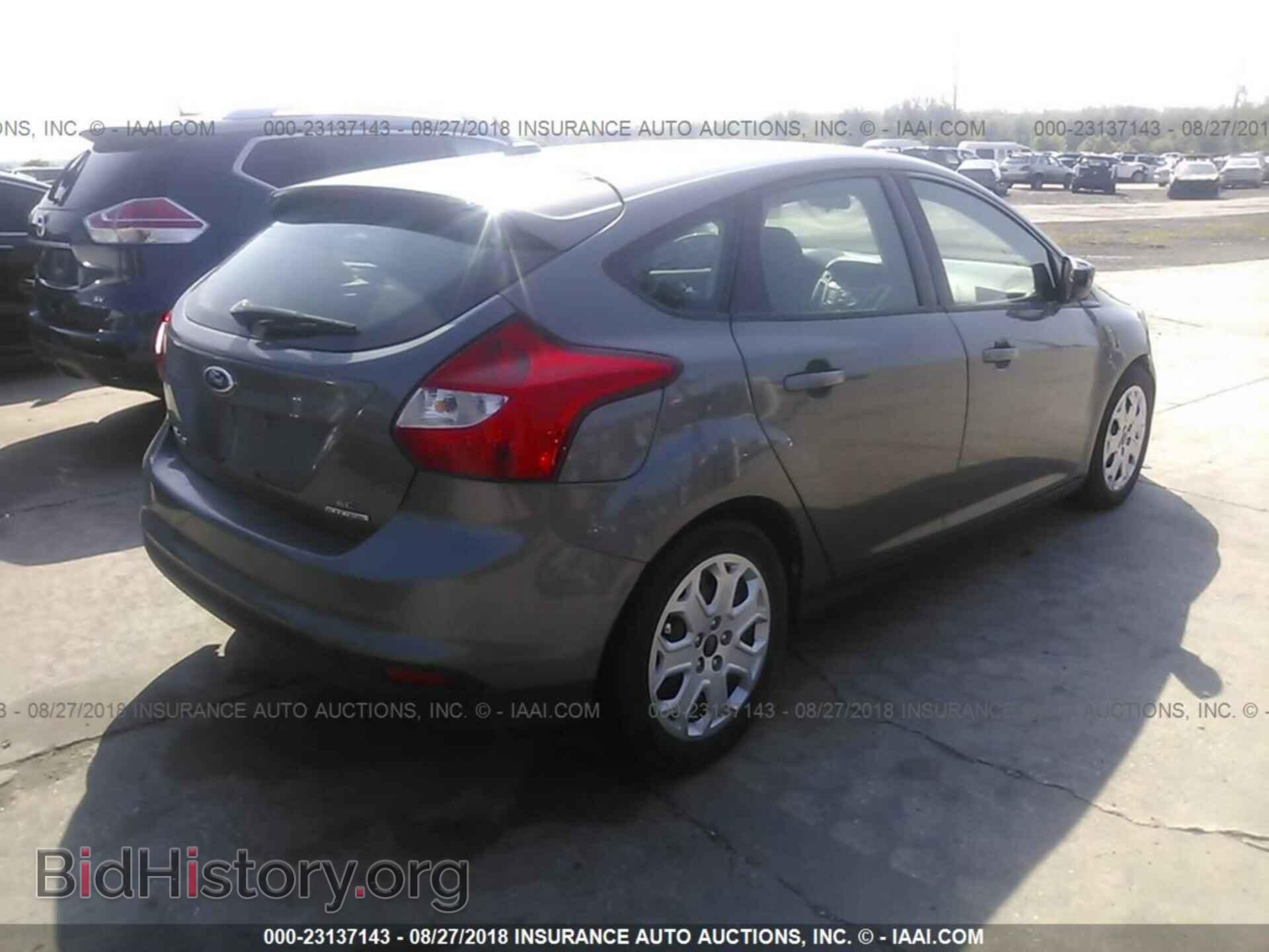 2012 Ford Focus - VIN: 1FAHP3K27CL445522 - Photo 4