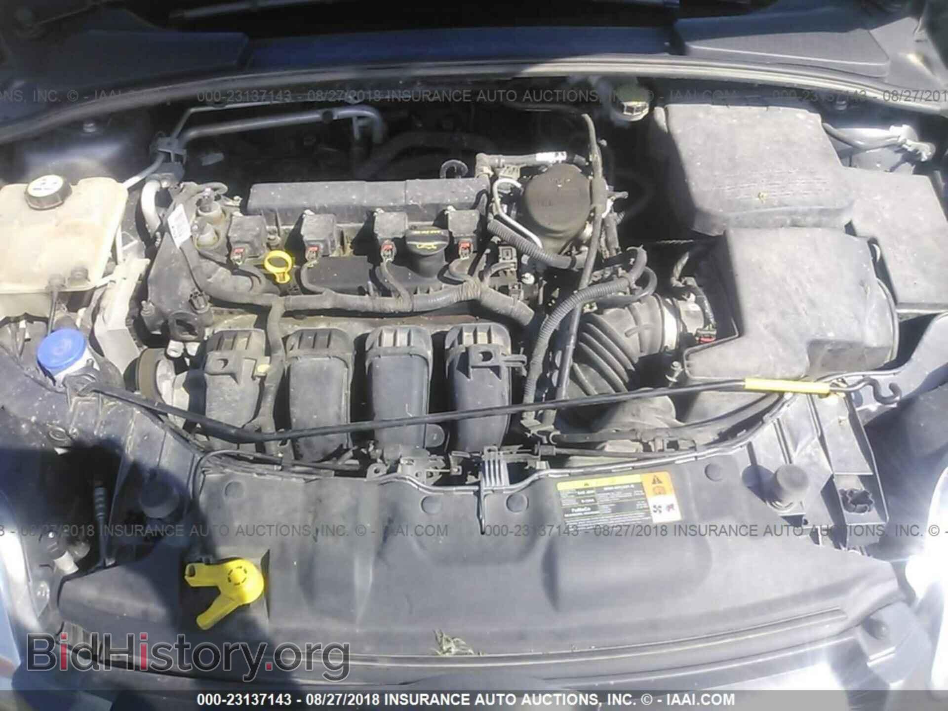 2012 Ford Focus - VIN: 1FAHP3K27CL445522 - Photo 10