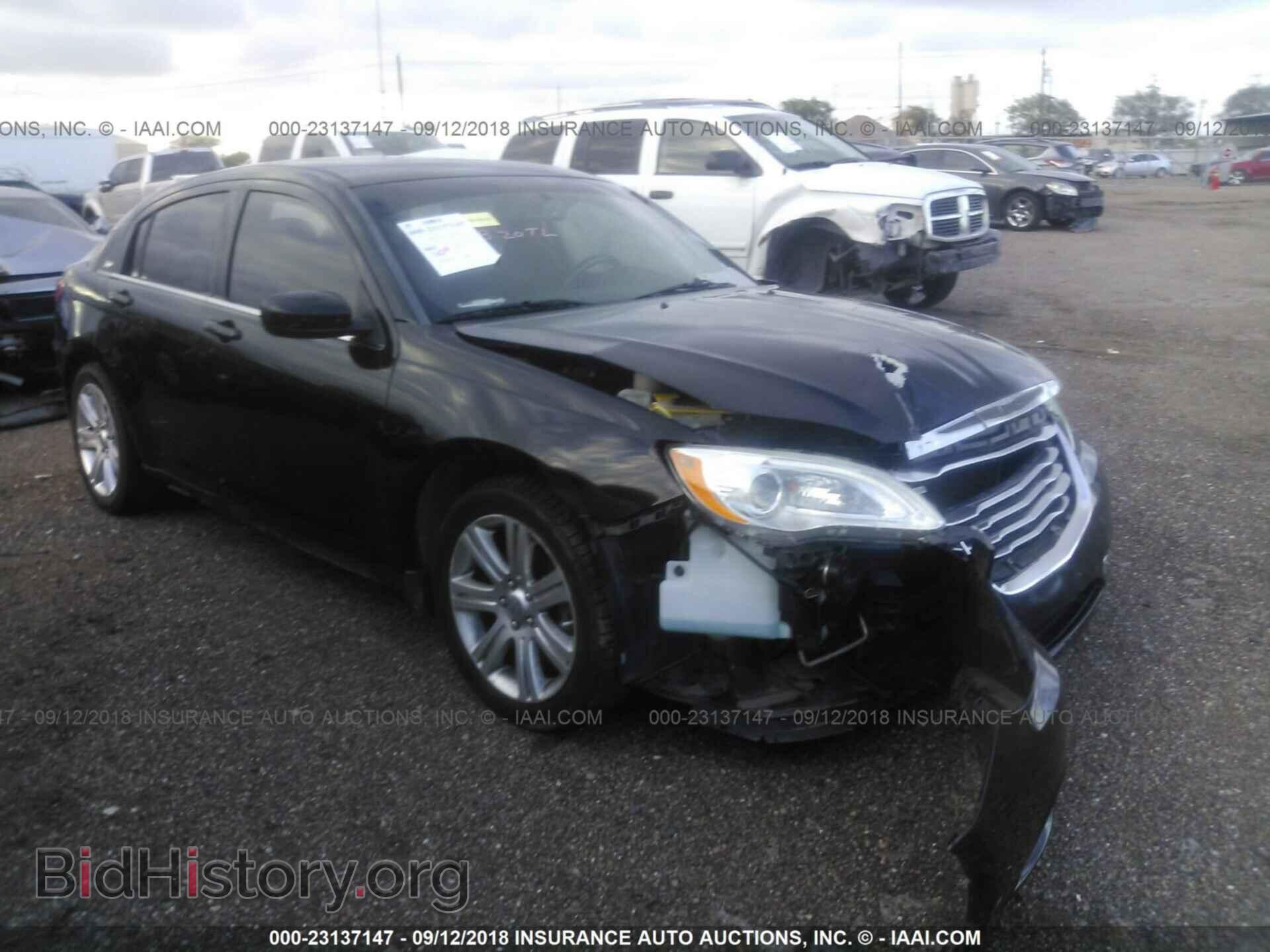 Фотография 1C3CCBBB6CN267315 - Chrysler 200 2012
