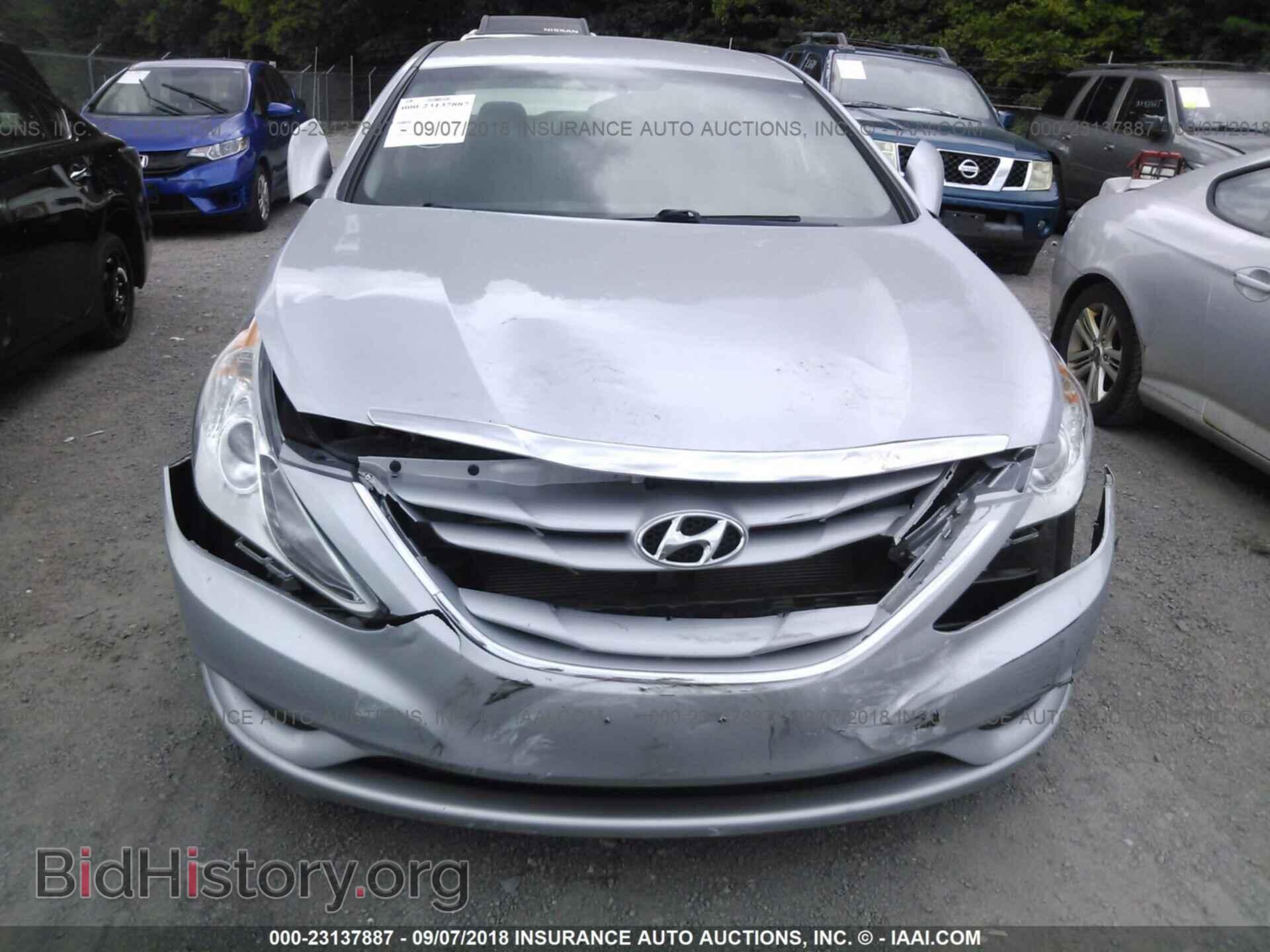 2012 Hyundai Sonata - VIN: 5NPEB4AC5CH419419 - Фото 6