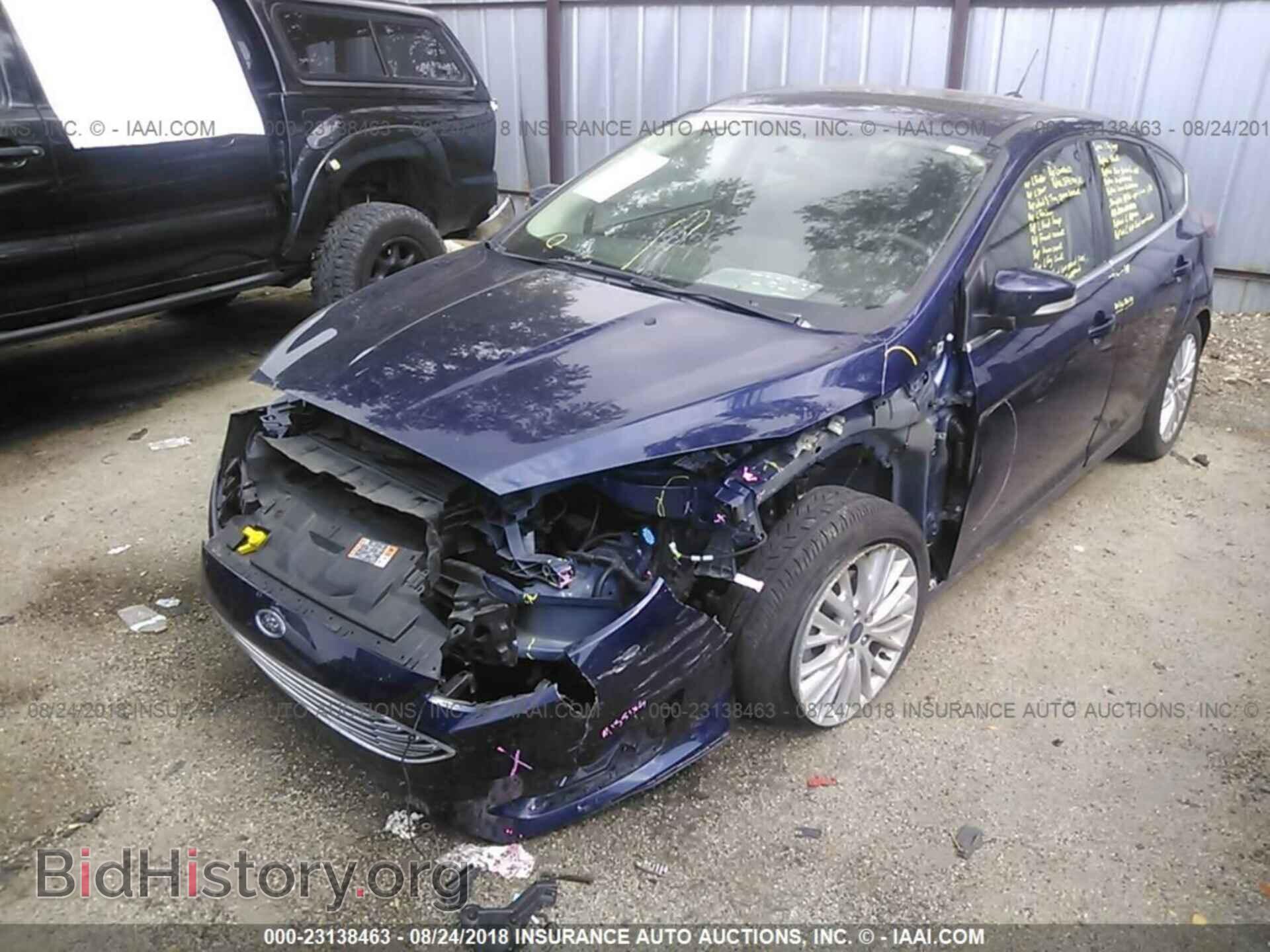 2017 Ford Focus - VIN: 1FADP3N29HL245176 - Фото 2