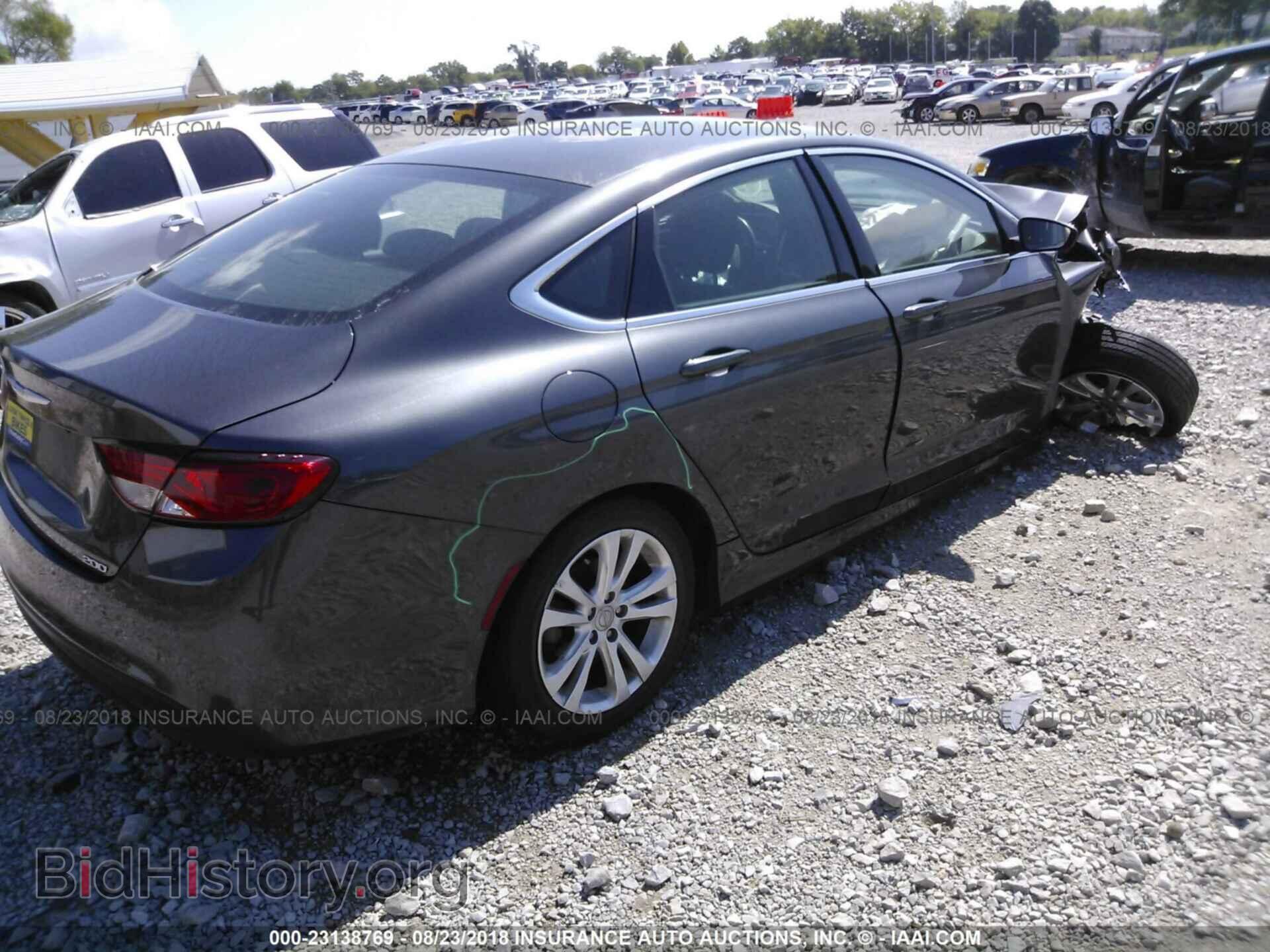 2016 Chrysler 200 - VIN: 1C3CCCFB6GN182786 - Фото 4