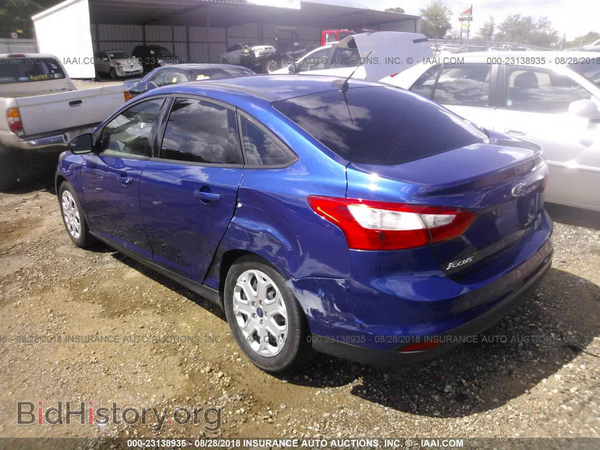 2012 Ford Focus - VIN: 1FAHP3F20CL312868 - Фото 3
