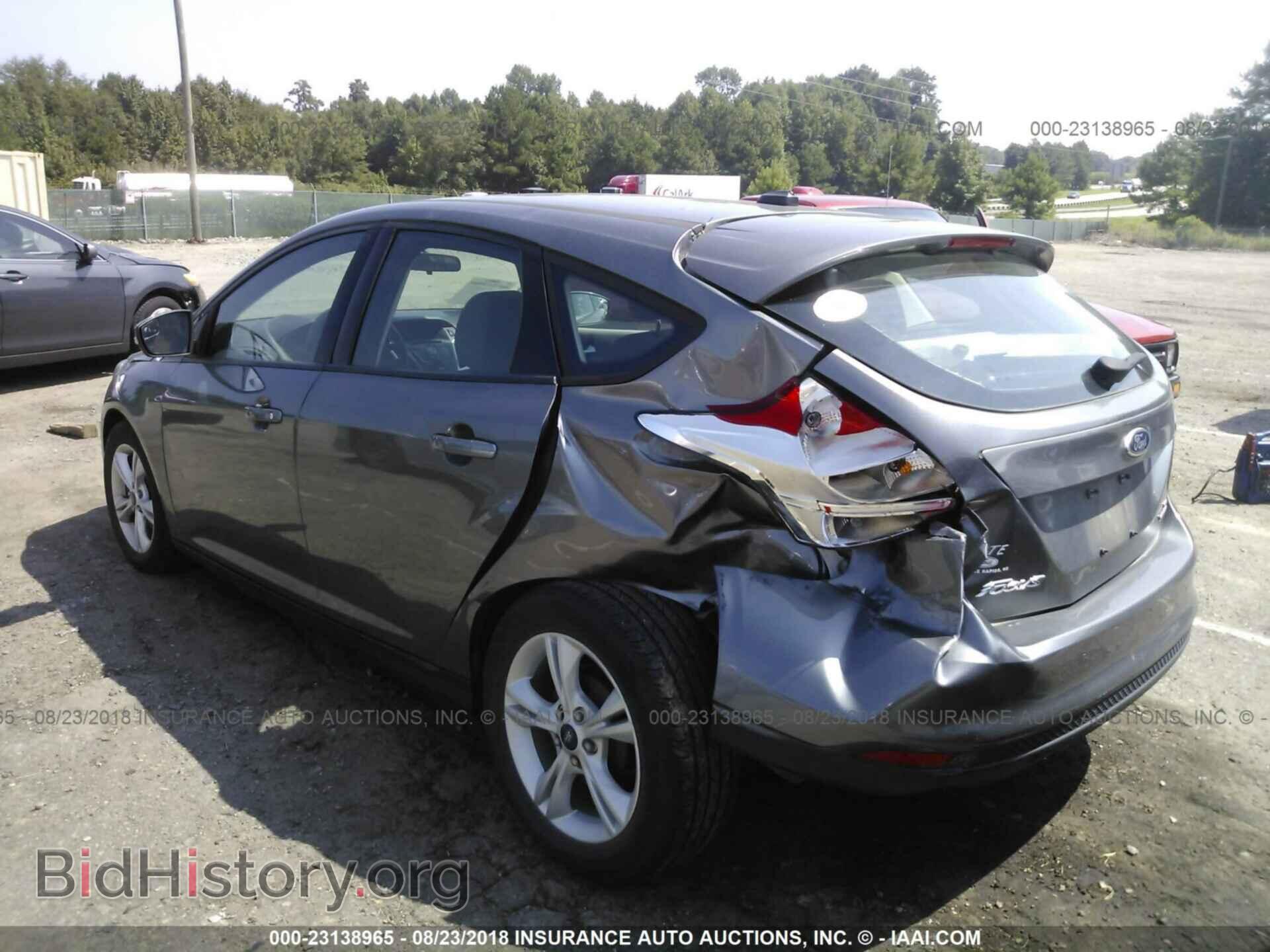 2014 Ford Focus - VIN: 1FADP3K27EL402932 - Photo 3