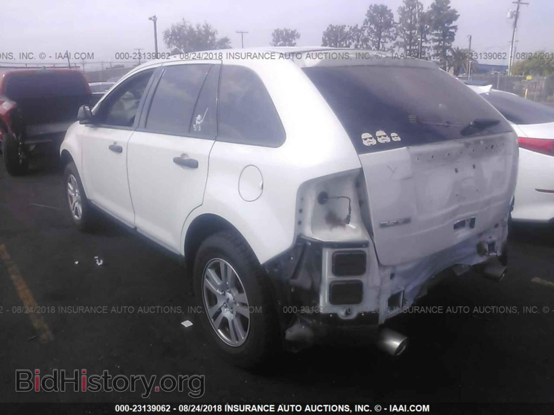 2012 Ford Edge - VIN: 2FMDK3GCXCBA42168 - Photo 3
