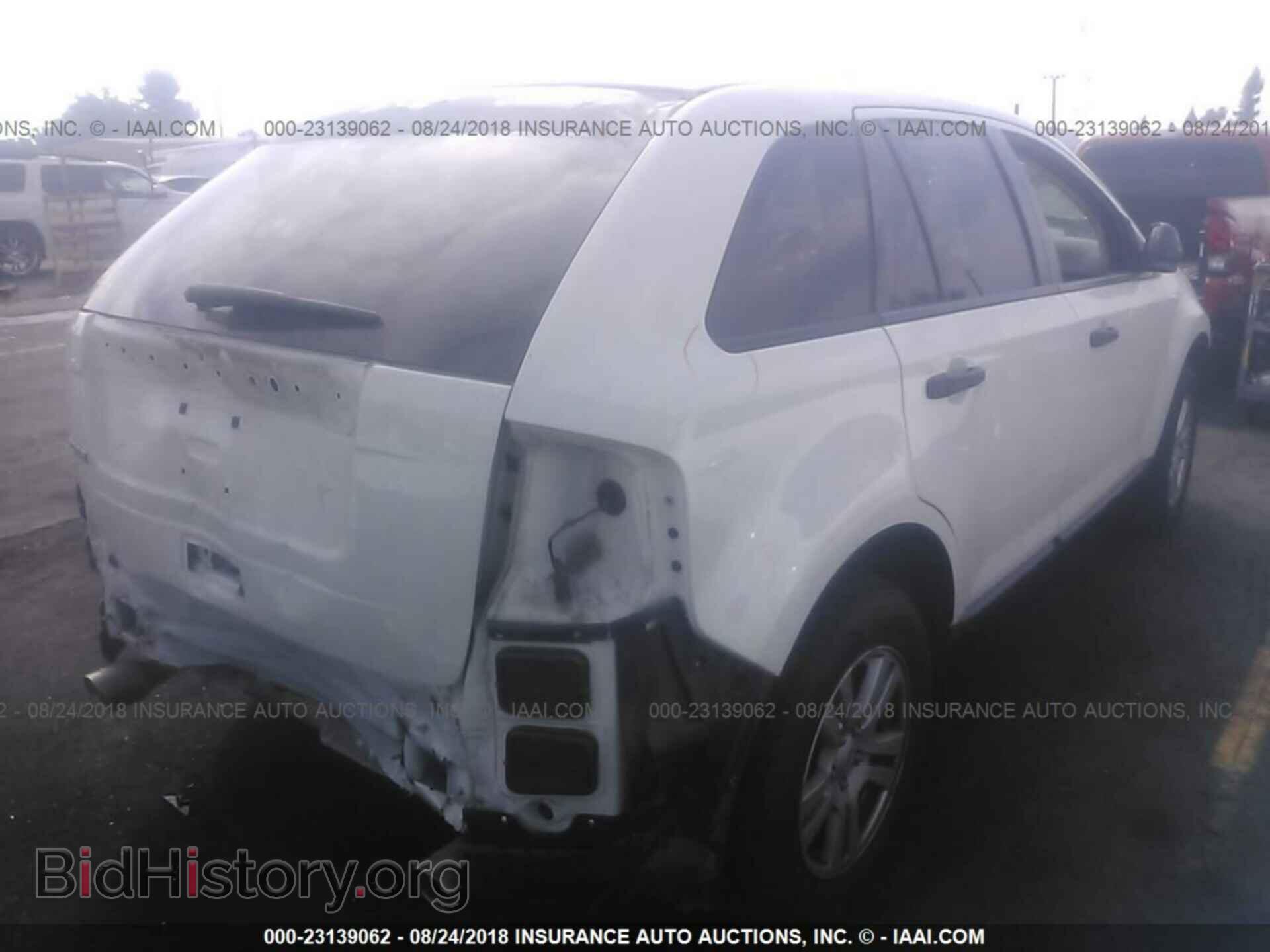 2012 Ford Edge - VIN: 2FMDK3GCXCBA42168 - Photo 4