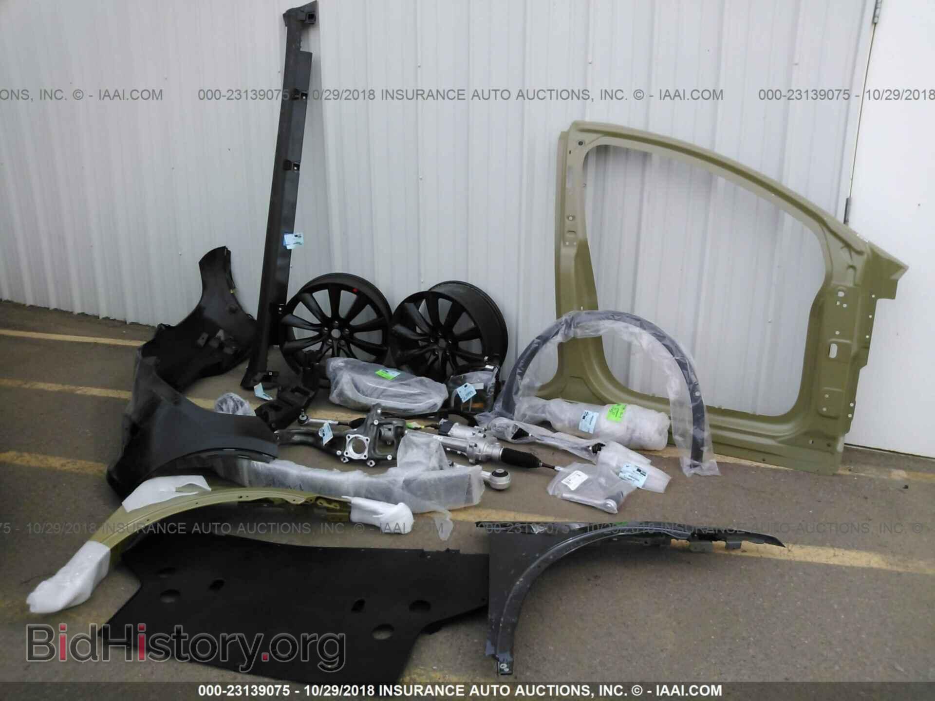 2016 Tesla Model x - VIN: 5YJXCBE28GF034209 - Photo 8