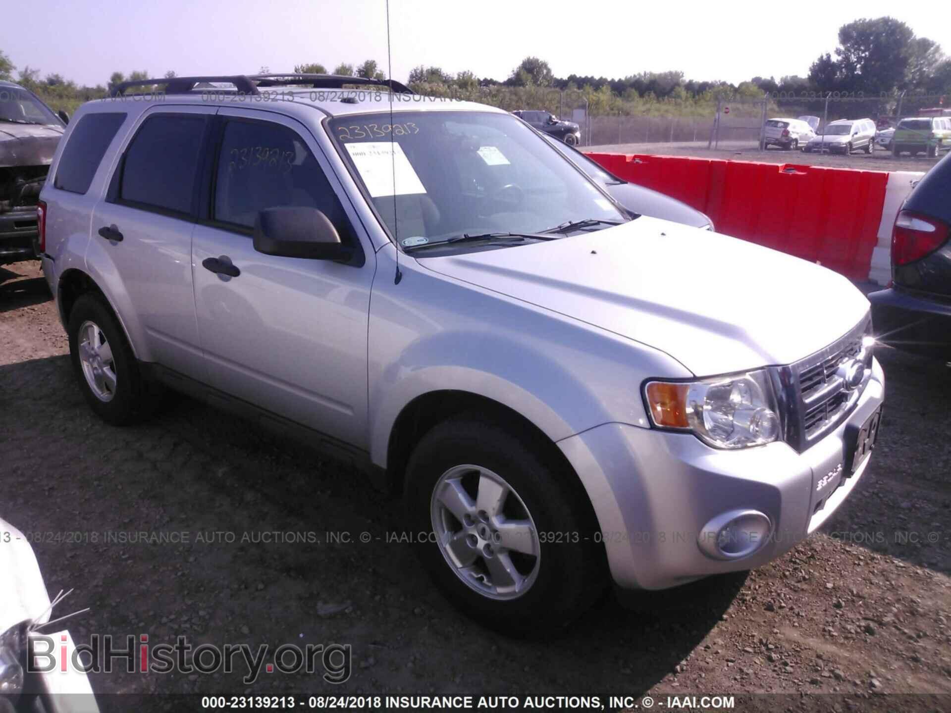 Photo 1FMCU0D75CKB09308 - Ford Escape 2012