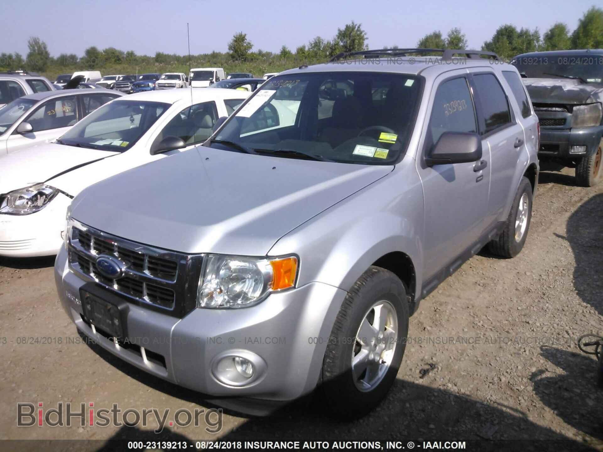 2012 Ford Escape - VIN: 1FMCU0D75CKB09308 - Фото 2