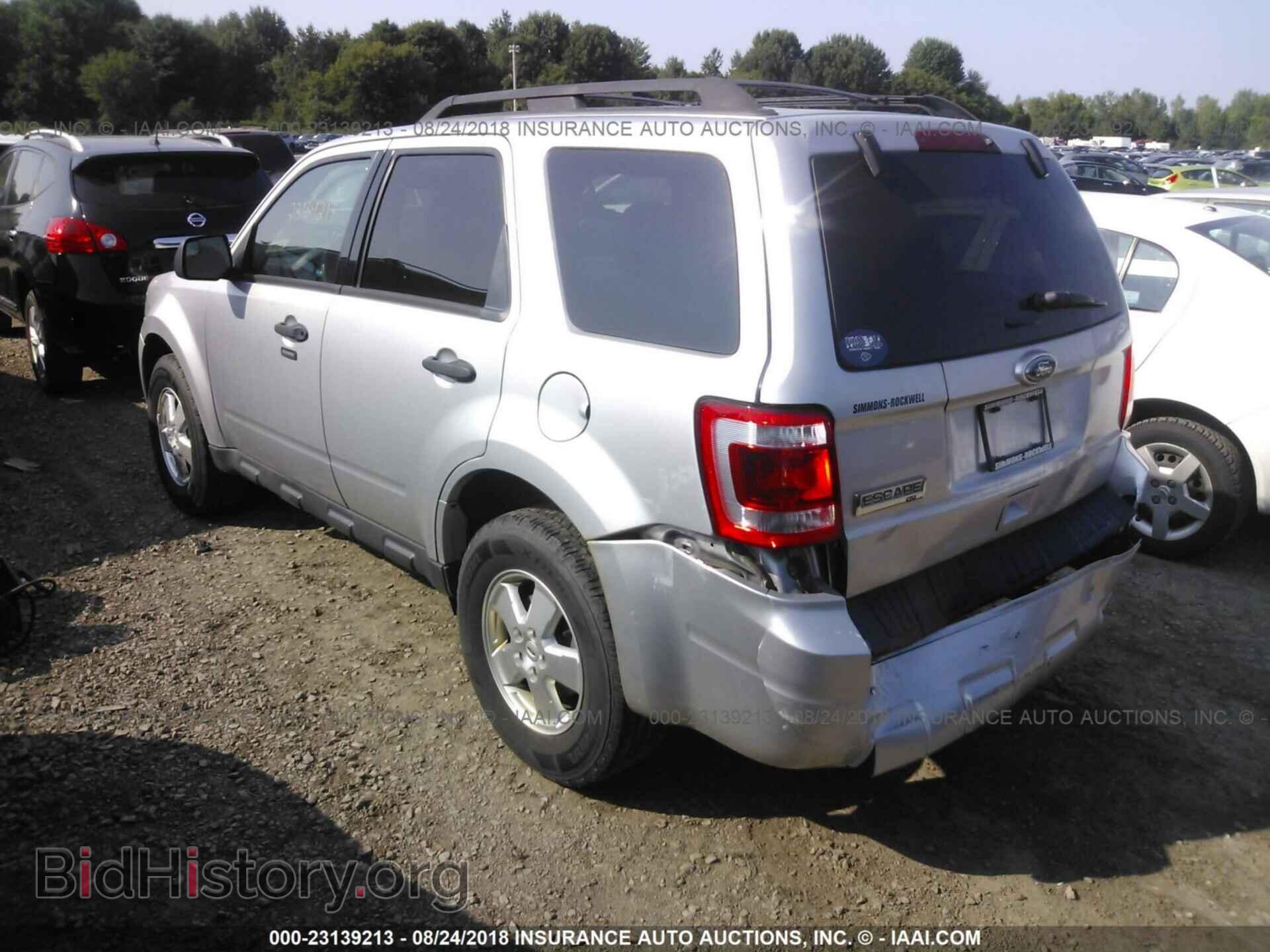 2012 Ford Escape - VIN: 1FMCU0D75CKB09308 - Фото 3