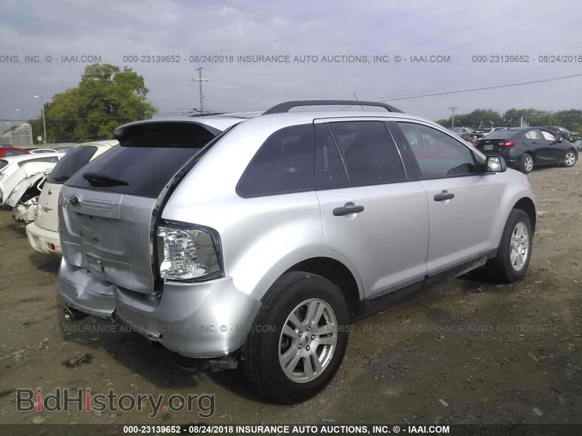 2012 Ford Edge - VIN: 2FMDK3GCXCBA11499 - Photo 4