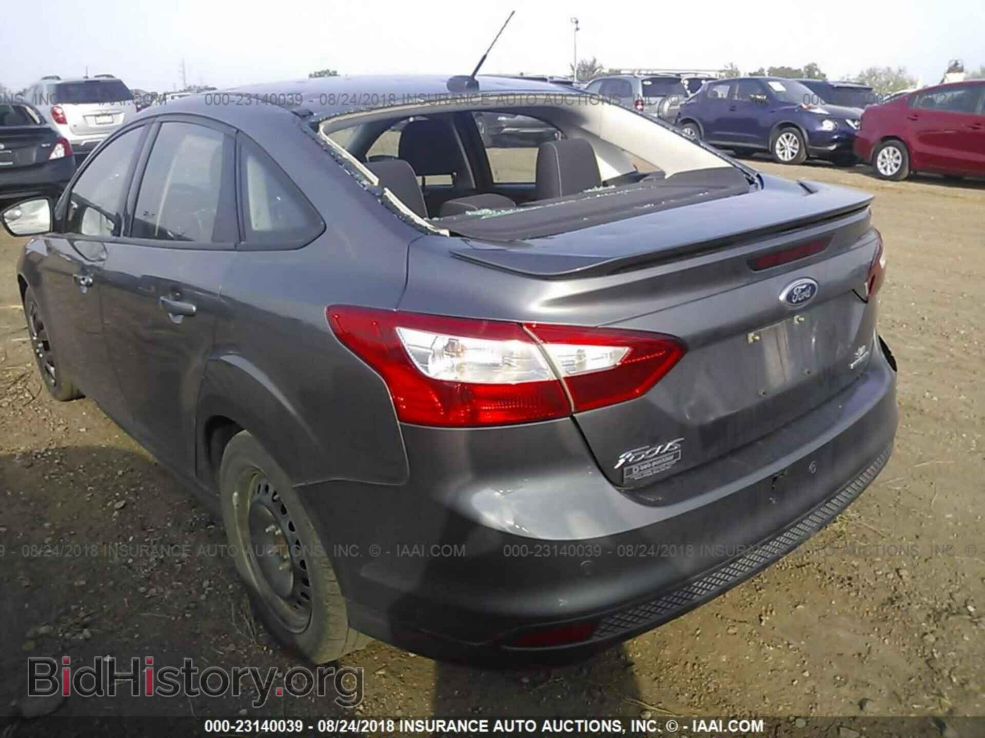 2013 Ford Focus - VIN: 1FADP3F25DL229596 - Фото 3