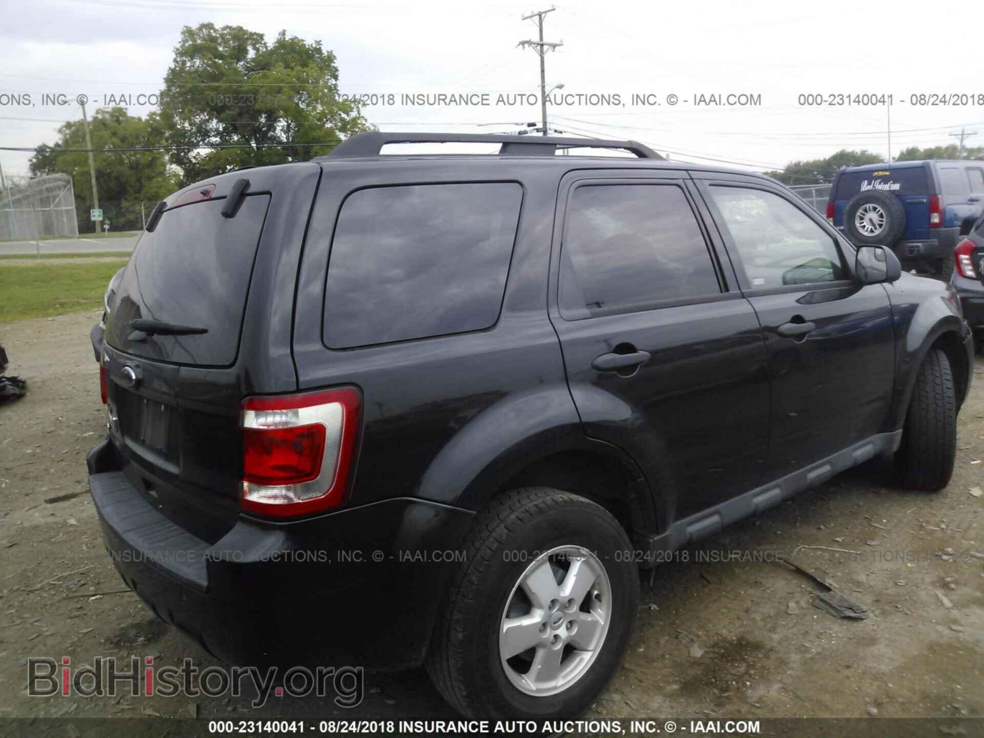 2011 Ford Escape - VIN: 1FMCU0D71BKB54454 - Фото 4