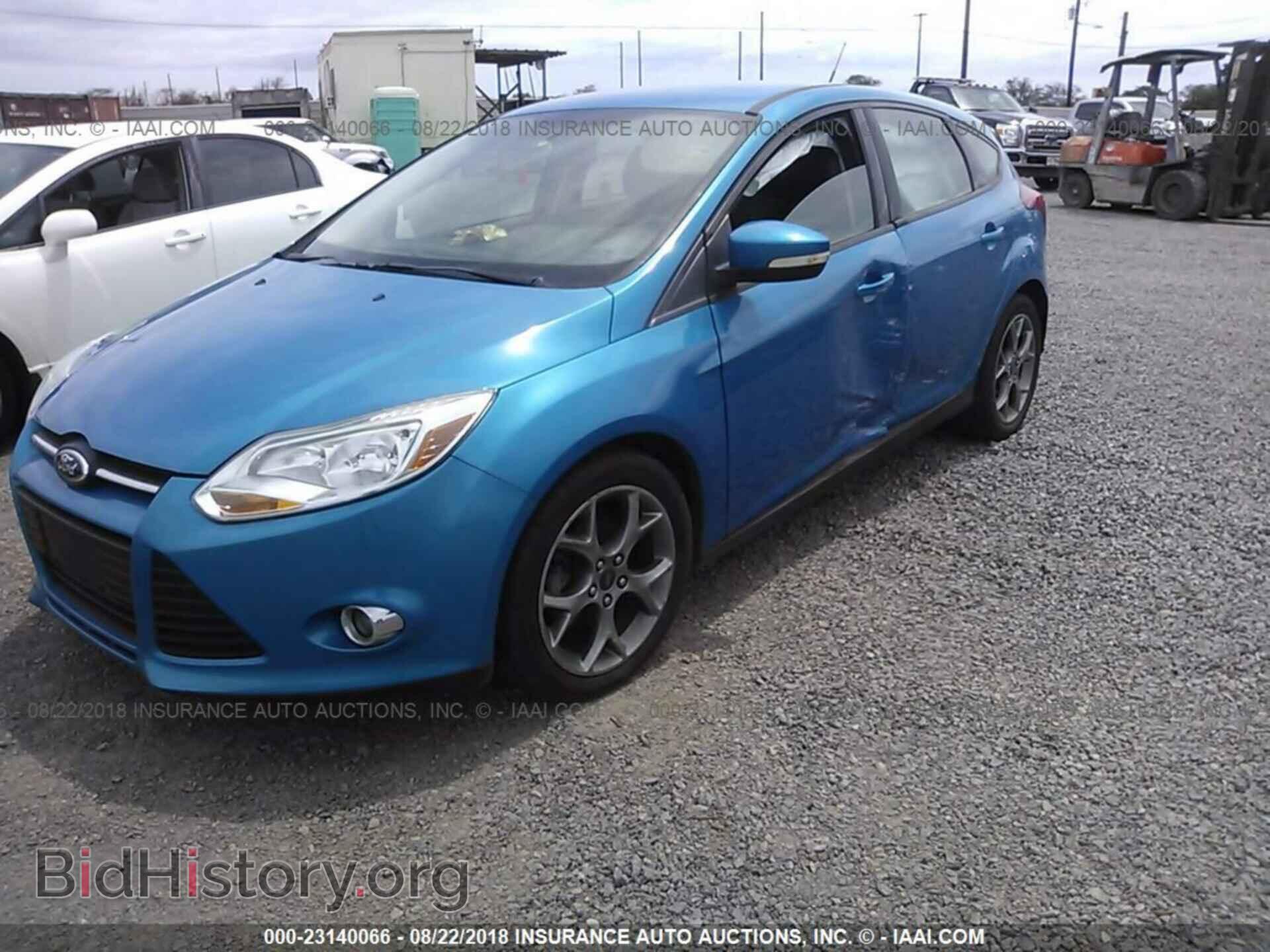 2014 Ford Focus - VIN: 1FADP3K2XEL224997 - Photo 2