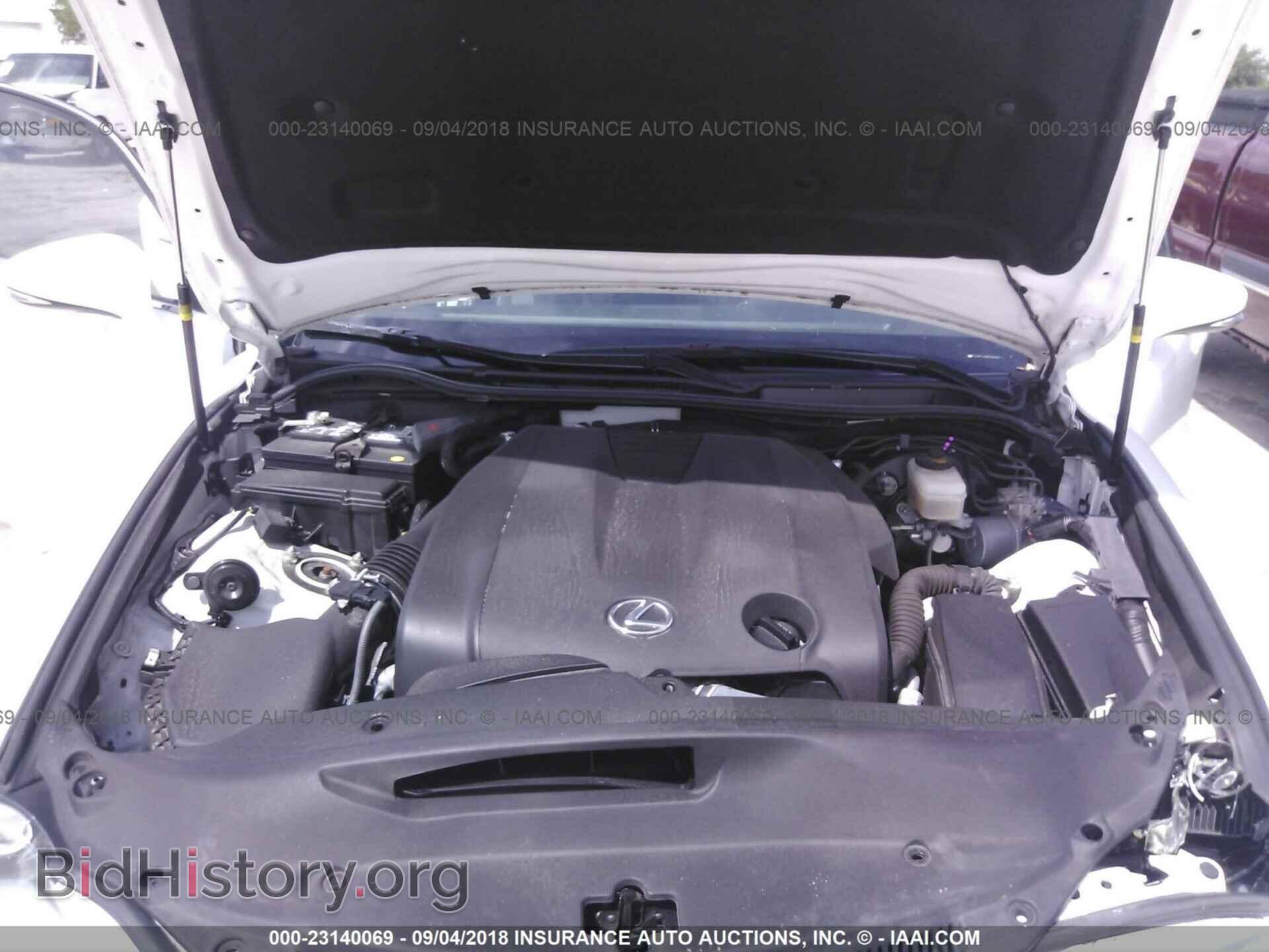 2014 Lexus Is - VIN: JTHBF1D28E5030624 - Photo 10
