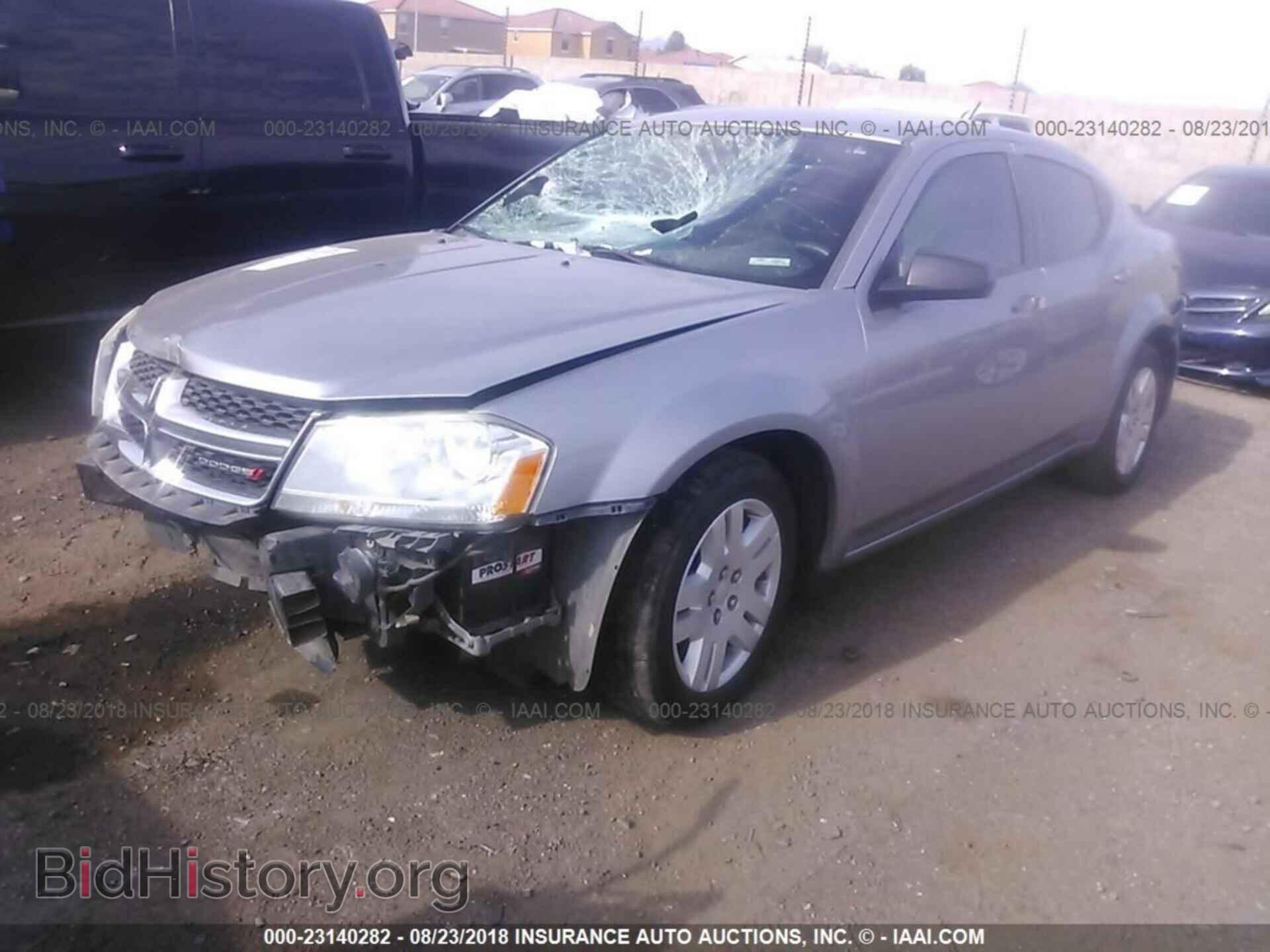 2014 Dodge Avenger - VIN: 1C3CDZAB1EN201135 - Фото 2