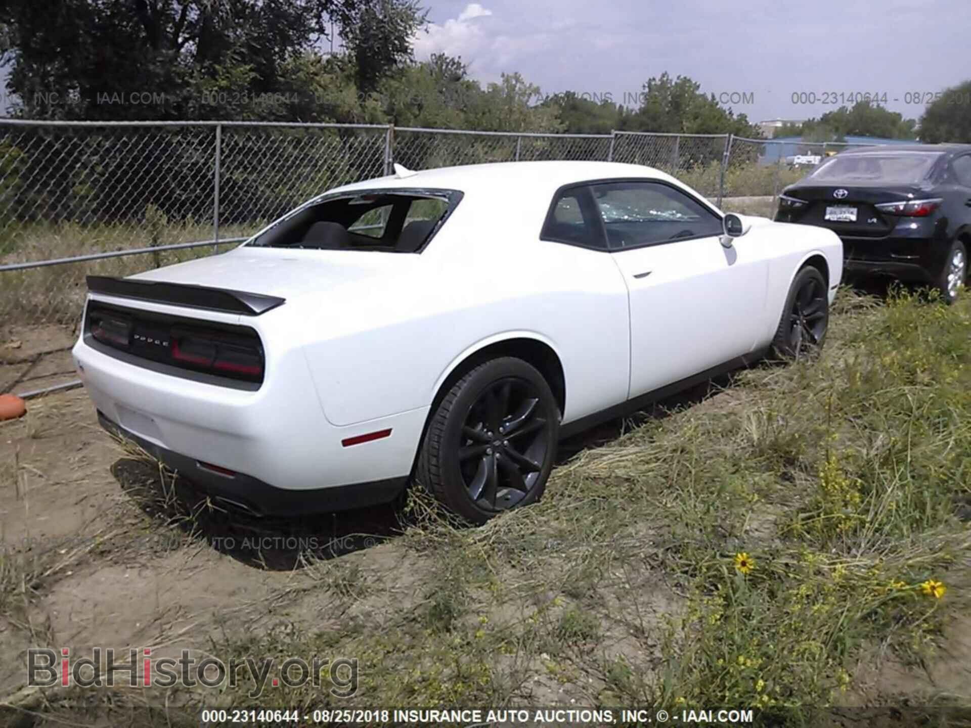 2018 Dodge Challenger - VIN: 2C3CDZAG1JH132591 - Фото 4