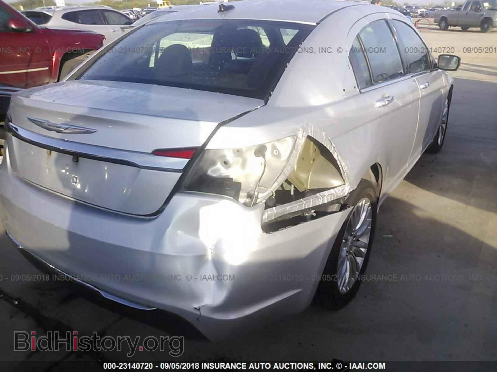 2012 Chrysler 200 - VIN: 1C3CCBCGXCN175229 - Photo 6