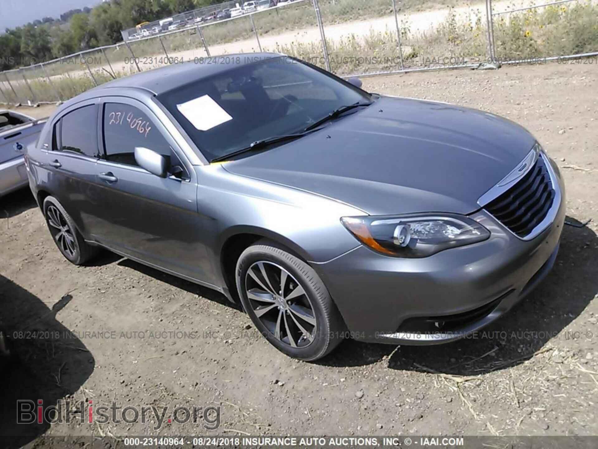 Photo 1C3CCBBB5DN571124 - Chrysler 200 2013