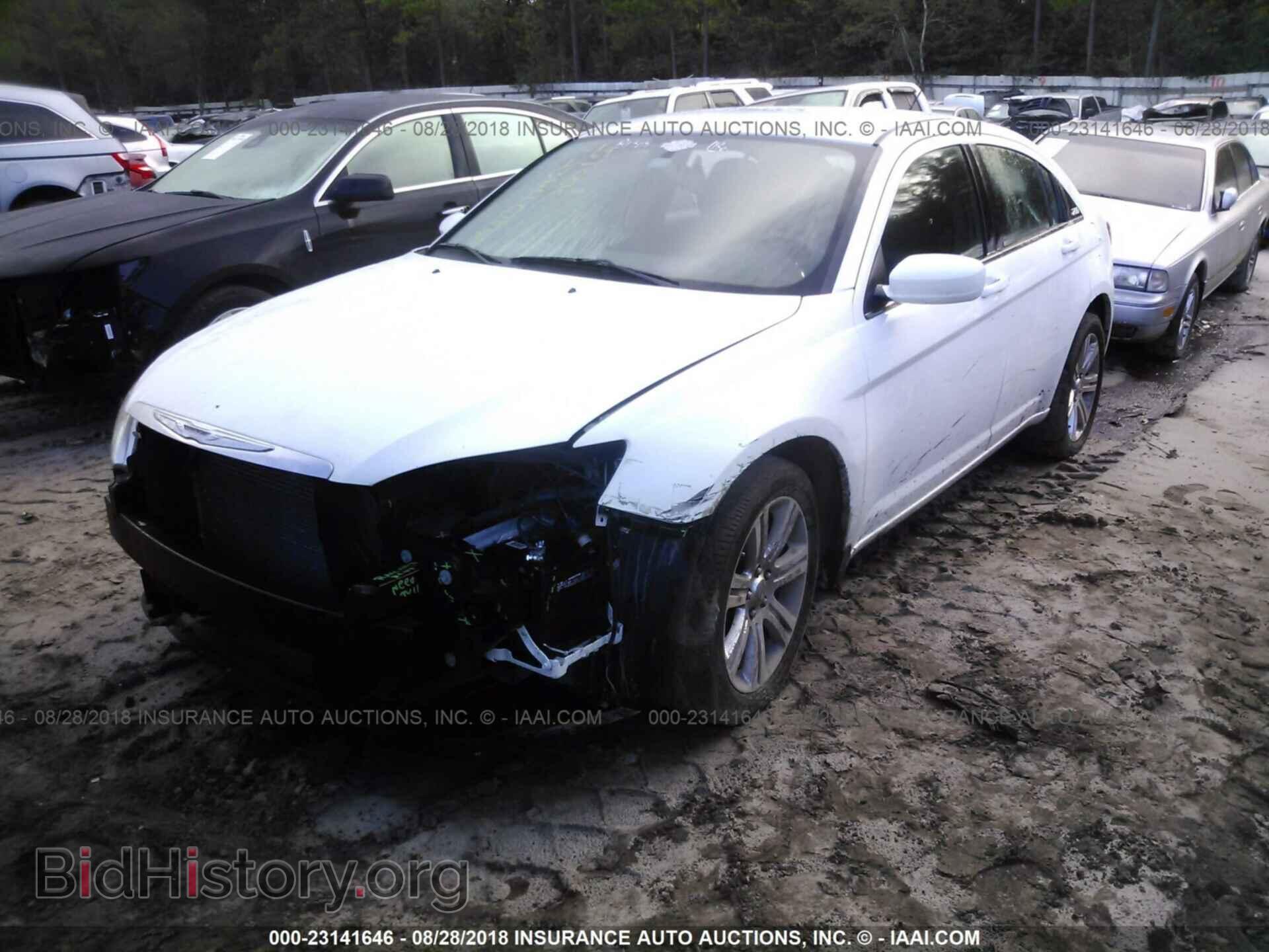 2012 Chrysler 200 - VIN: 1C3CCBAB0CN184299 - Photo 2