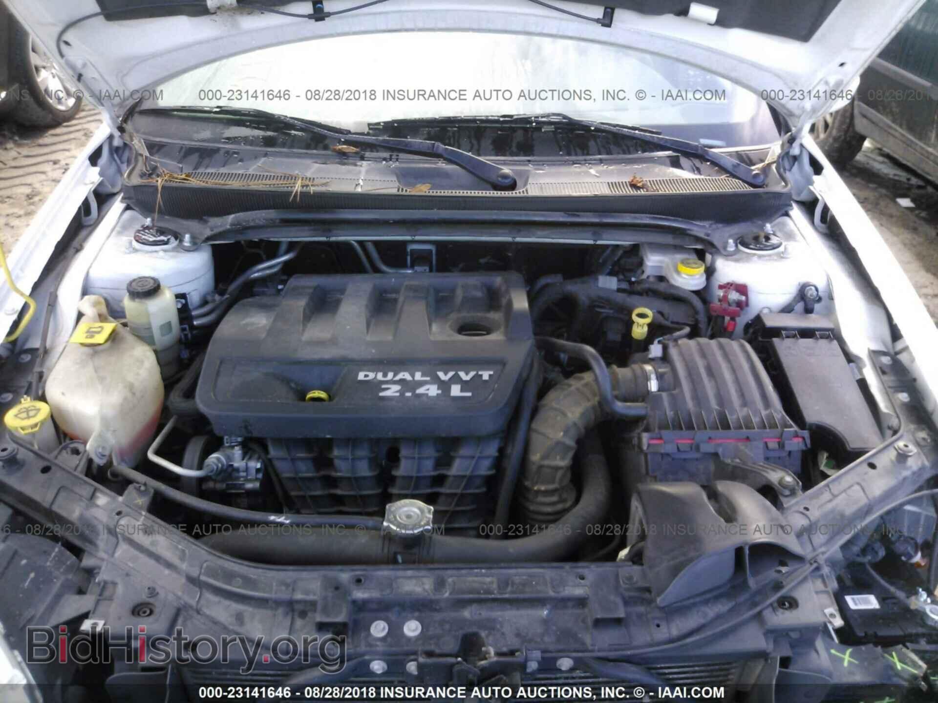 2012 Chrysler 200 - VIN: 1C3CCBAB0CN184299 - Photo 10