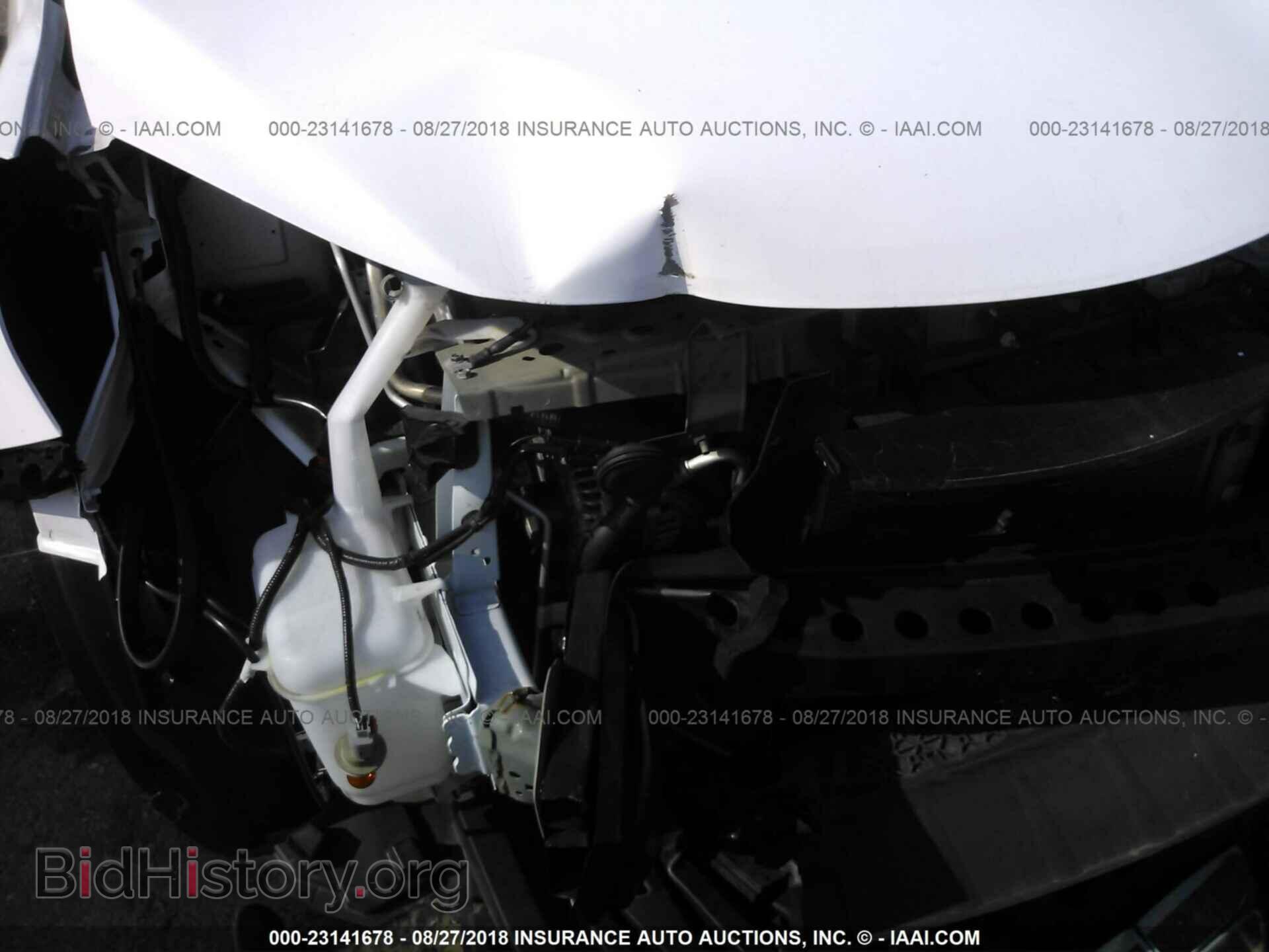 2016 Nissan Versa note - VIN: 3N1CE2CP7GL367769 - Фото 6