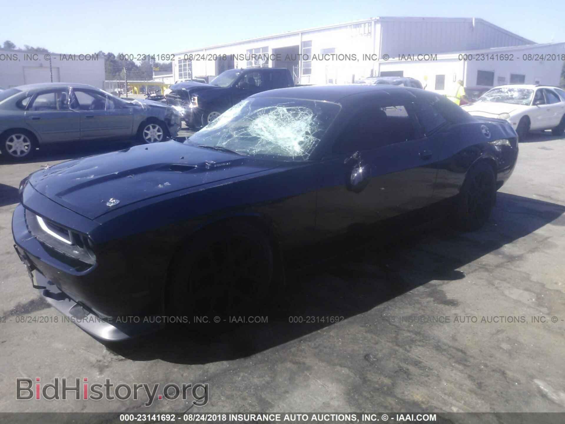 2012 Dodge Challenger - VIN: 2C3CDYBT0CH246591 - Фото 2