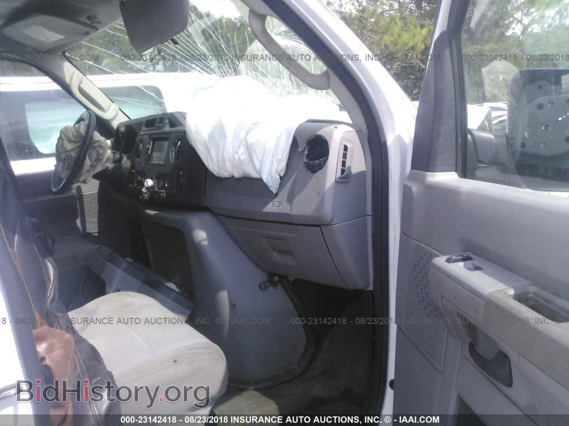 2014 Ford Econoline - VIN: 1FTNE2EW3EDA53811 - Photo 5