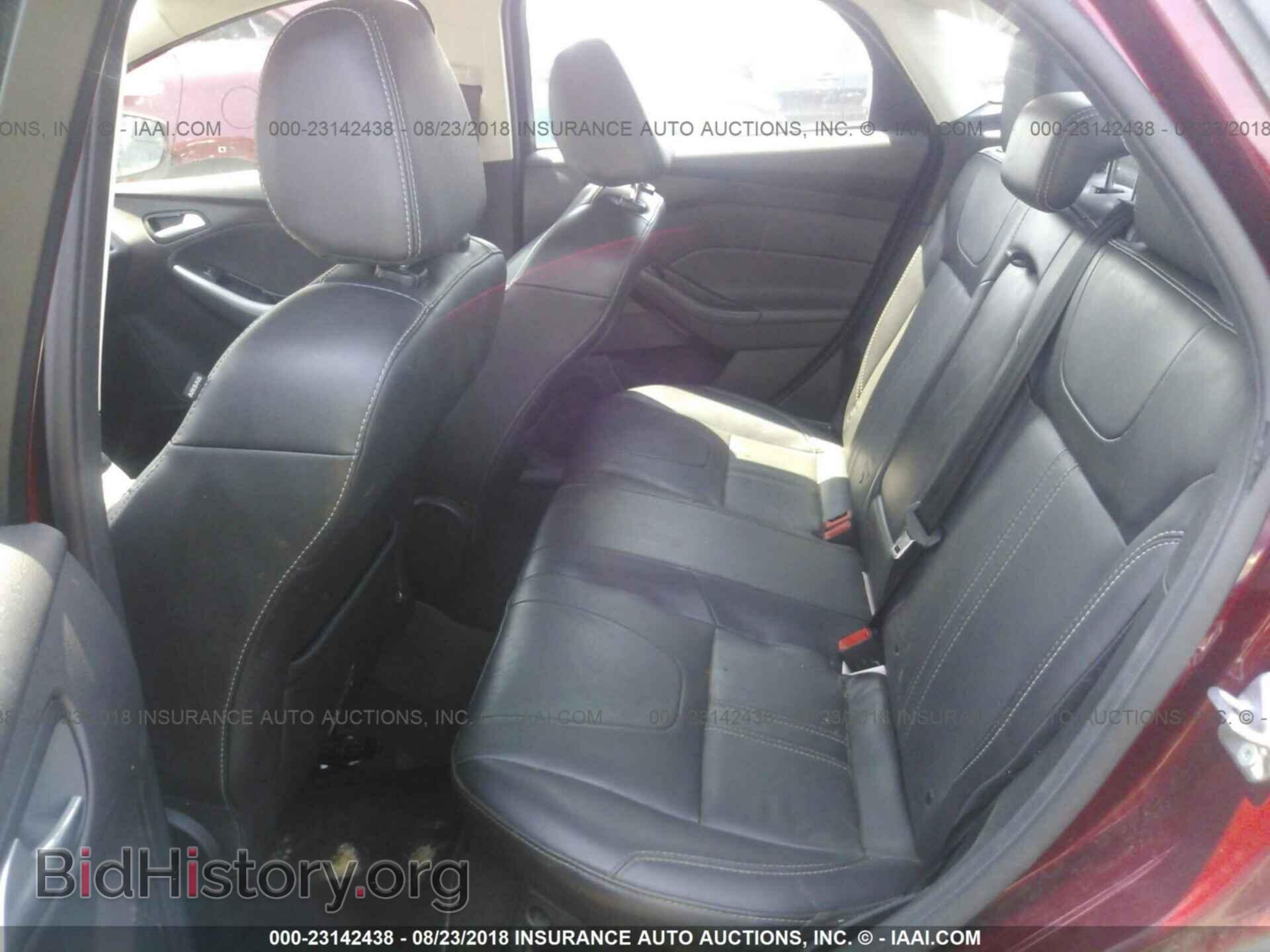 2014 Ford Focus - VIN: 1FADP3F2XEL251854 - Photo 8