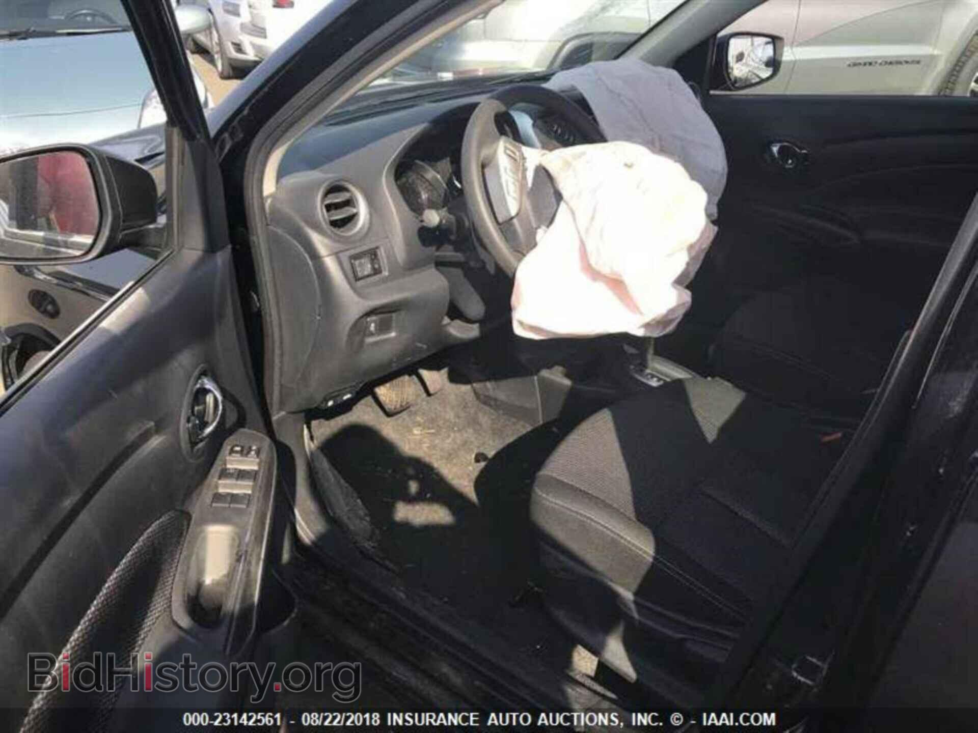 2017 Nissan Versa - VIN: 3N1CN7AP4HL856499 - Фото 11