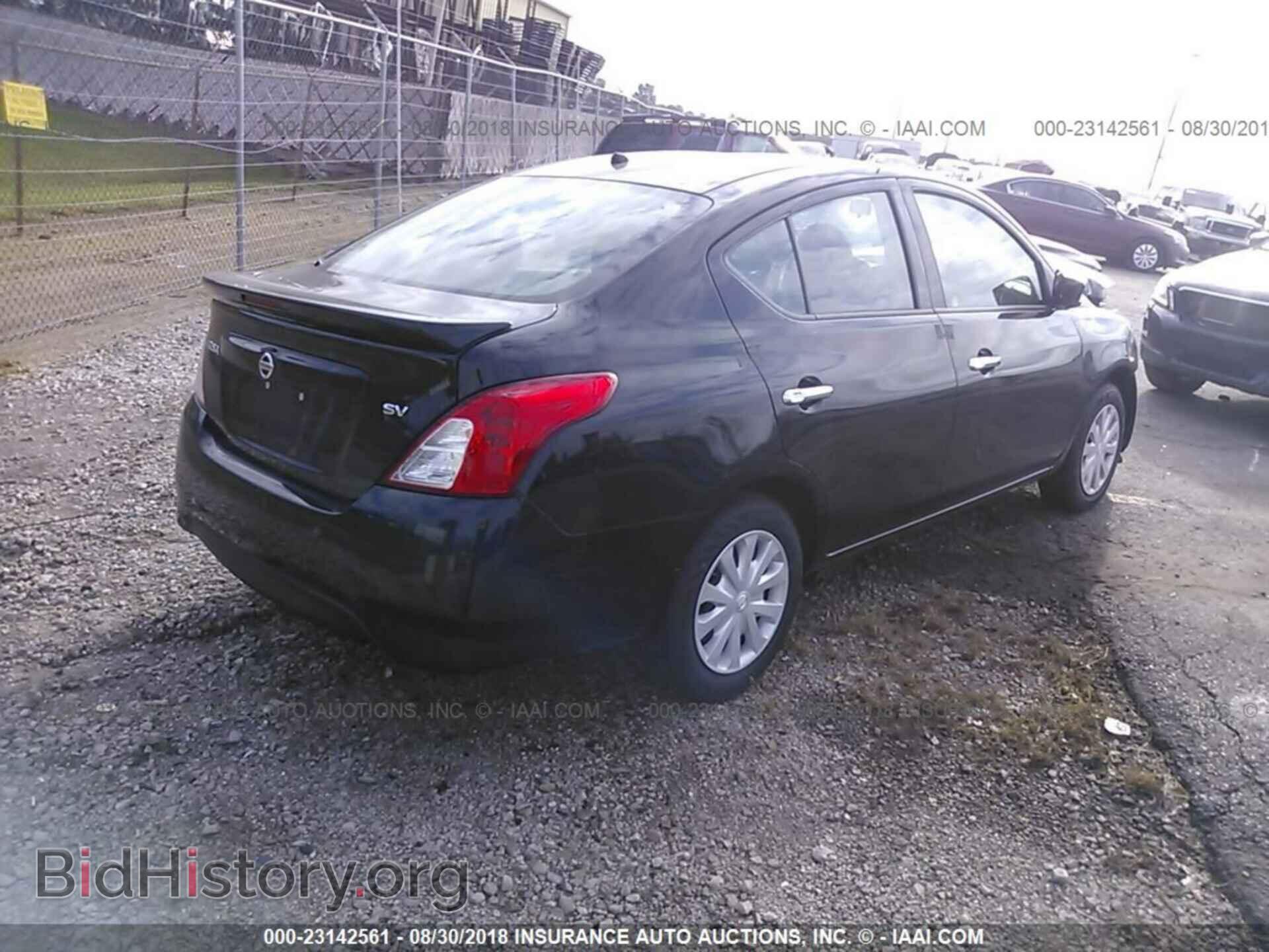 2017 Nissan Versa - VIN: 3N1CN7AP4HL856499 - Фото 4
