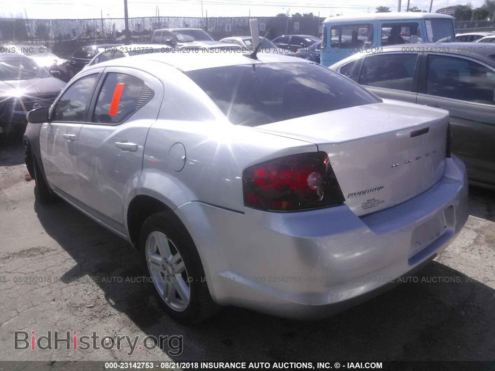 2012 Dodge Avenger - VIN: 1C3CDZCB3CN207111 - Photo 3
