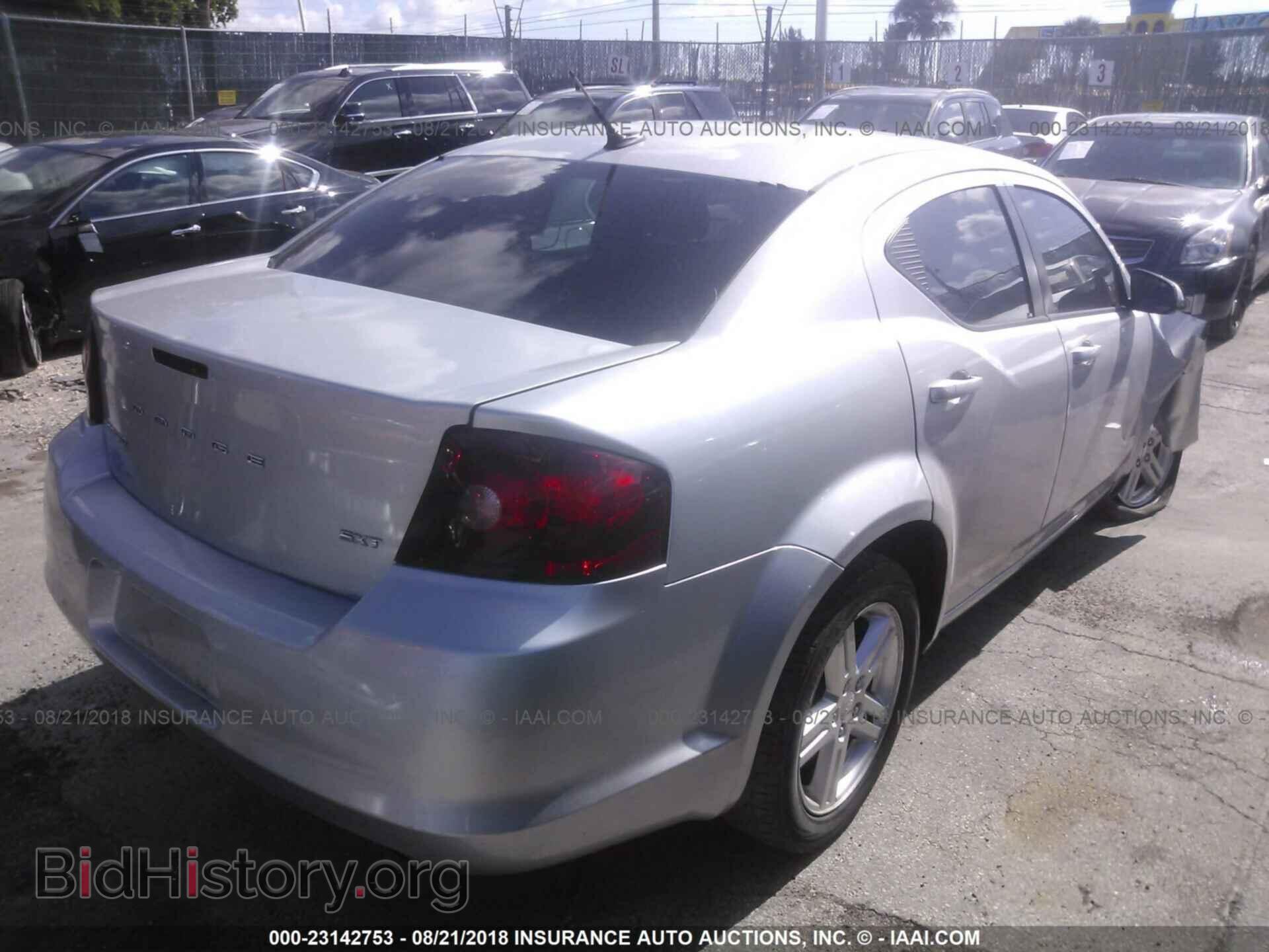 2012 Dodge Avenger - VIN: 1C3CDZCB3CN207111 - Photo 4