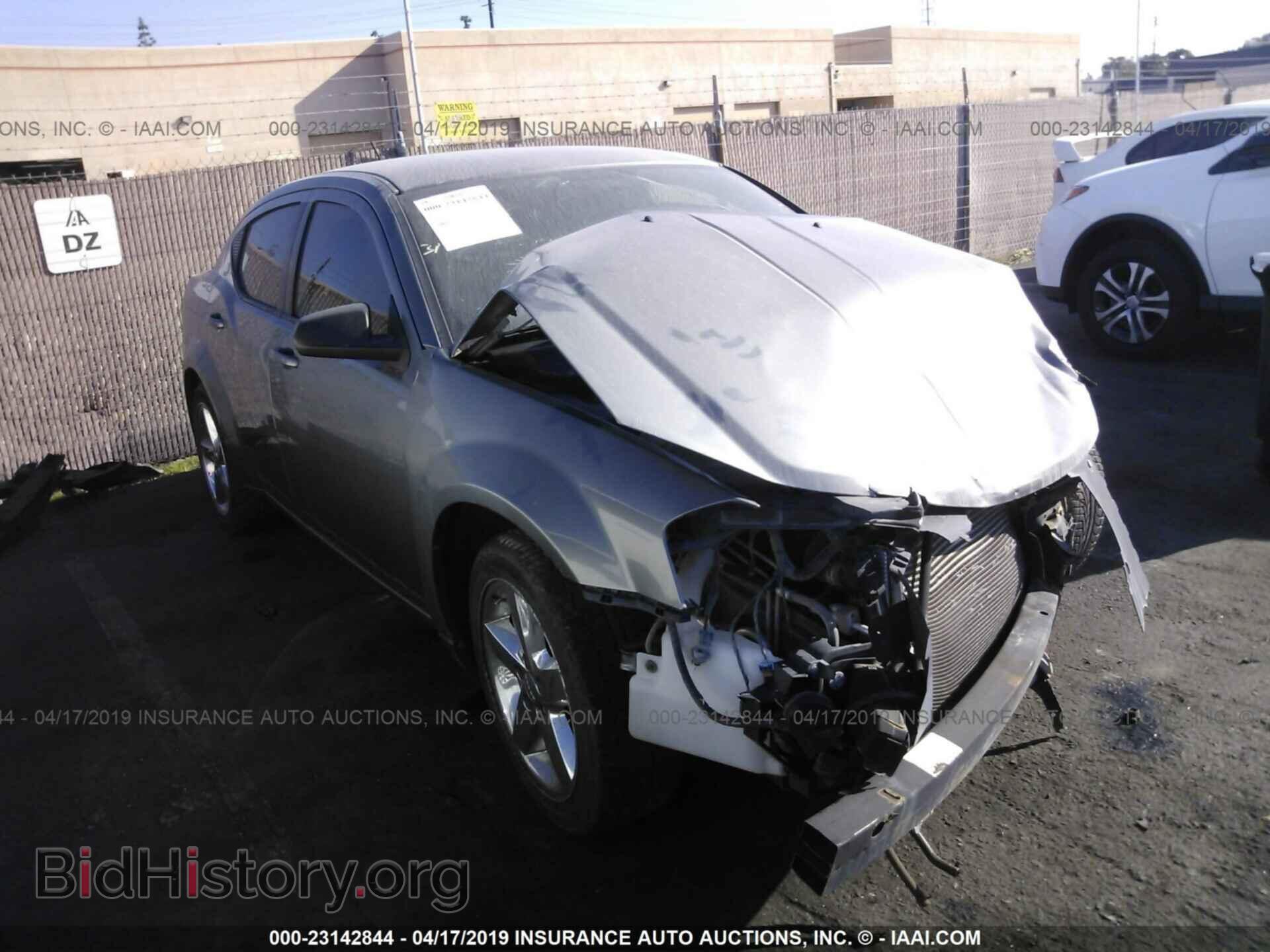 Фотография 1B3BD4FB5BN588529 - DODGE AVENGER 2011